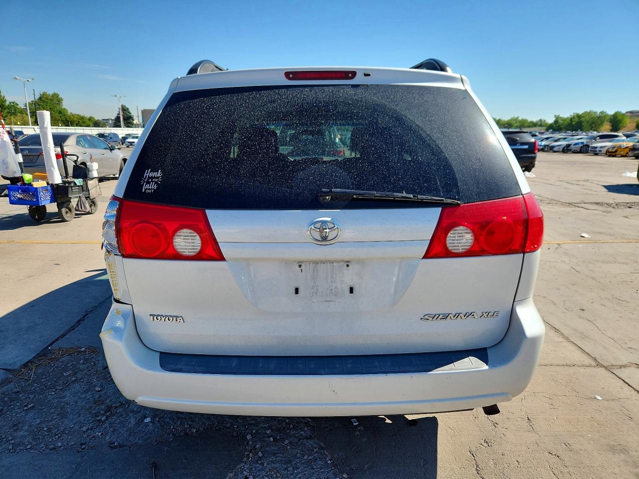 2006 Toyota Sienna Xle 7 Passenger White vin: 5TDZA22C96S452932