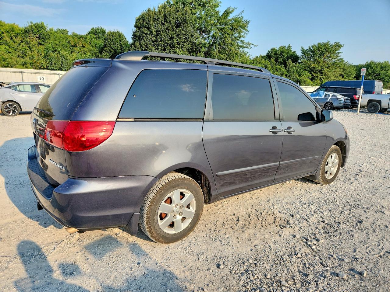 2006 Toyota Sienna Xle 7 Passenger Синий vin: 5TDZA22C96S521814