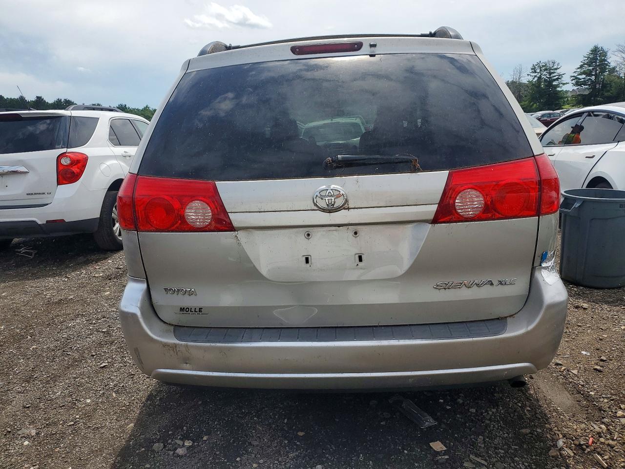2006 Toyota Sienna Xle 7 Passenger Серебряный vin: 5TDZA22C96S584458