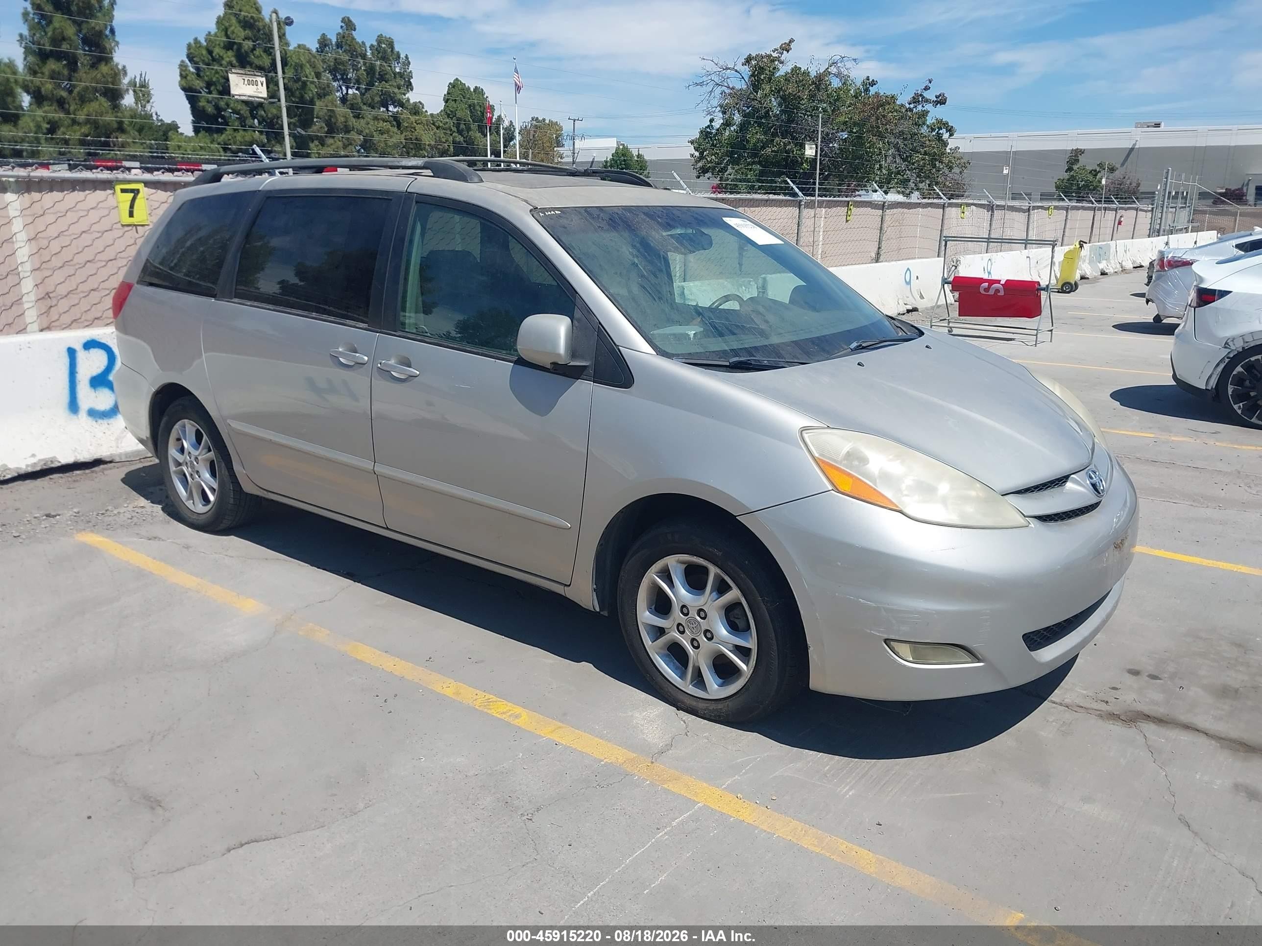 2006 Toyota Sienna Xle Gray vin: 5TDZA22C96S584895