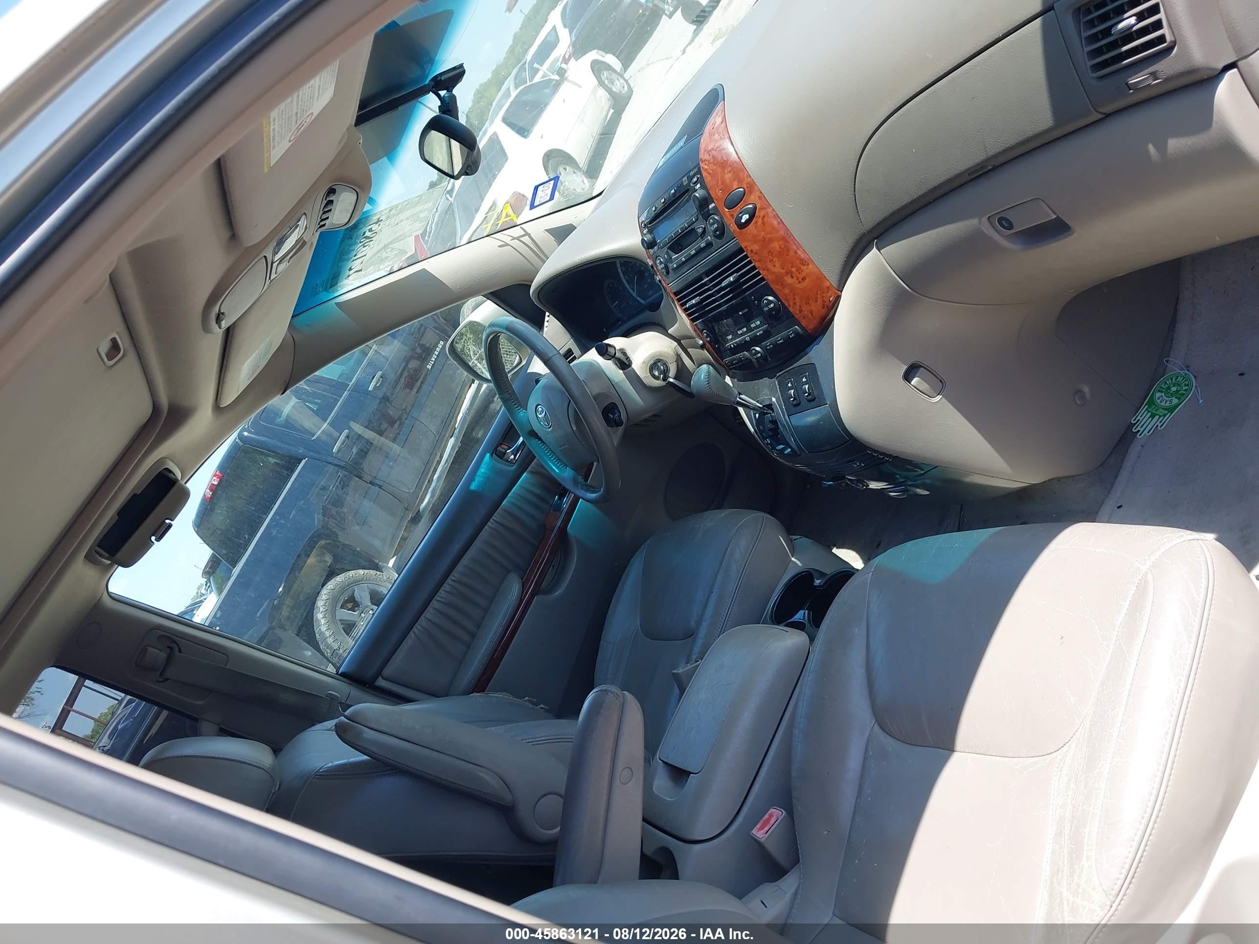 2004 Toyota Sienna Xle Champagne vin: 5TDZA22CX4S012926