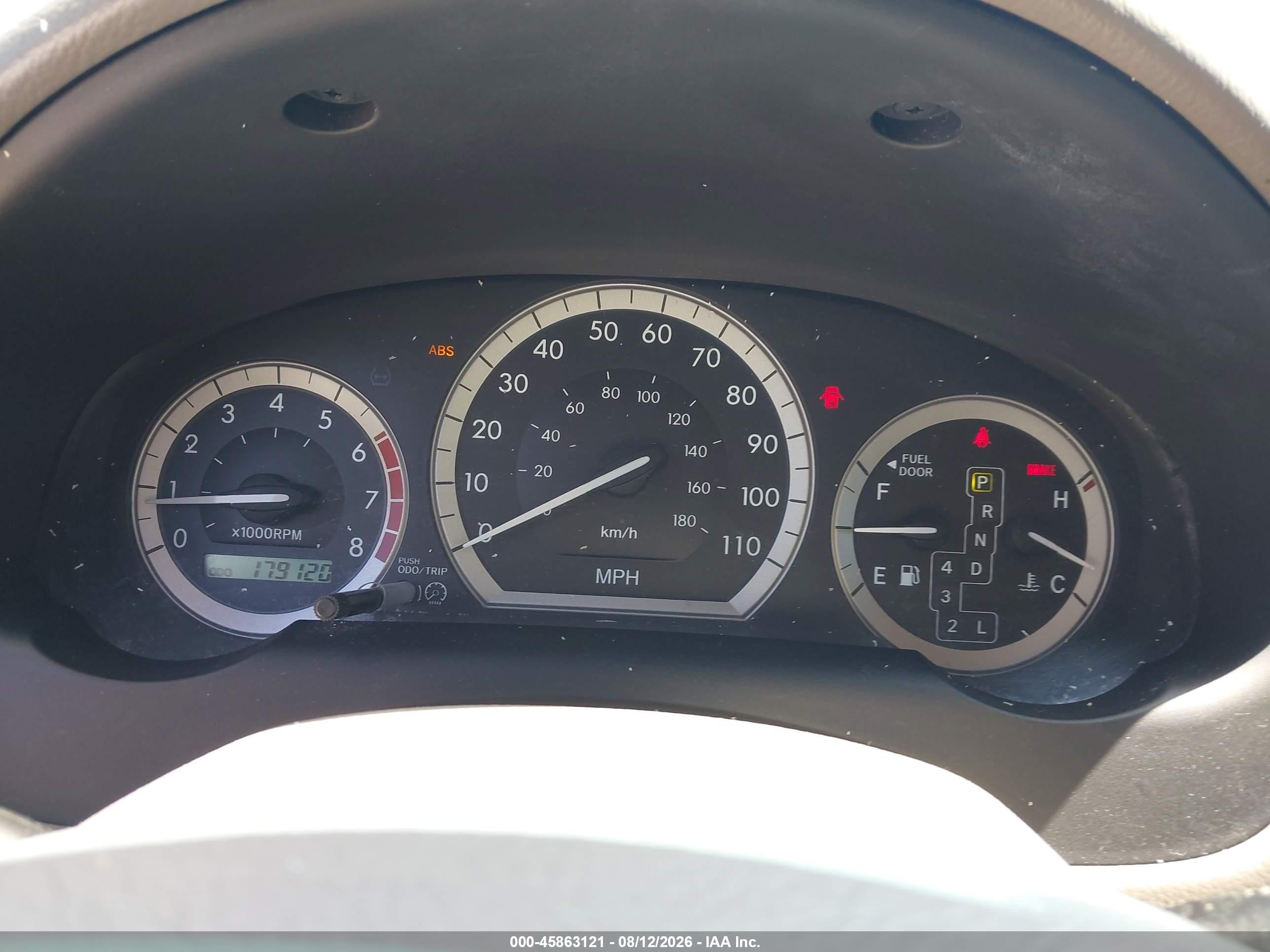 2004 Toyota Sienna Xle Champagne vin: 5TDZA22CX4S012926