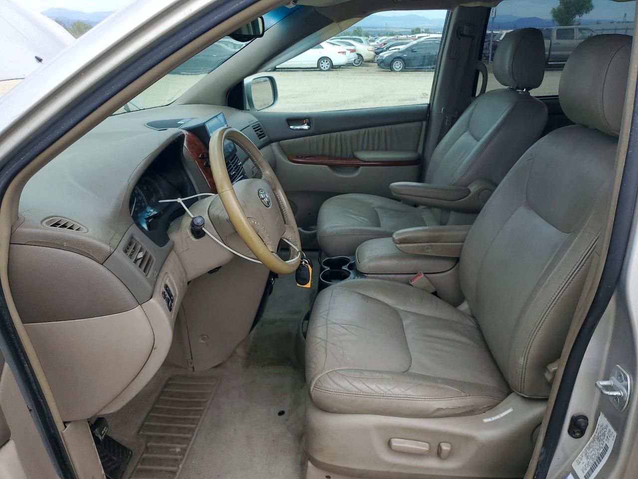 2004 Toyota Sienna Xle 7 Passenger Silver vin: 5TDZA22CX4S068042