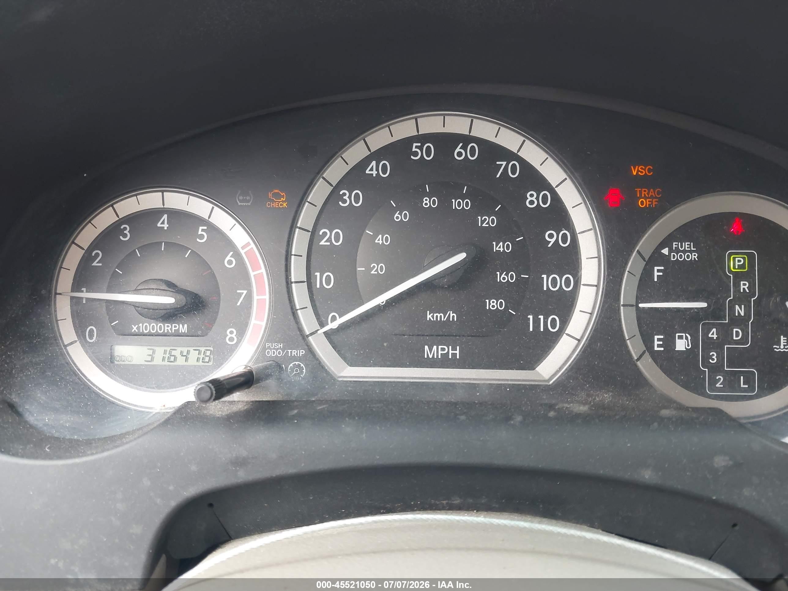 2004 Toyota Sienna Xle Золотой vin: 5TDZA22CX4S095659