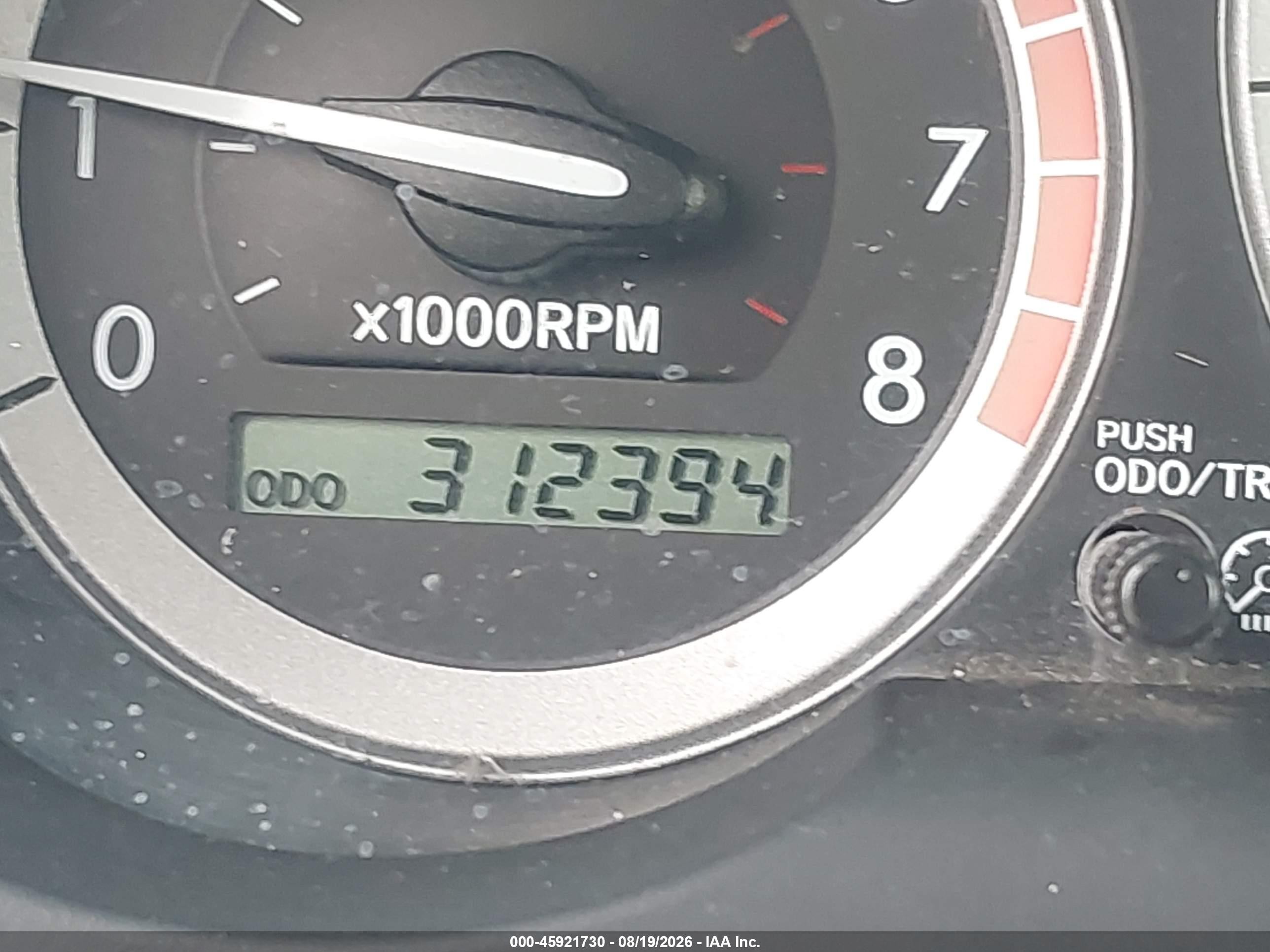 2004 Toyota Sienna Xle White vin: 5TDZA22CX4S175205