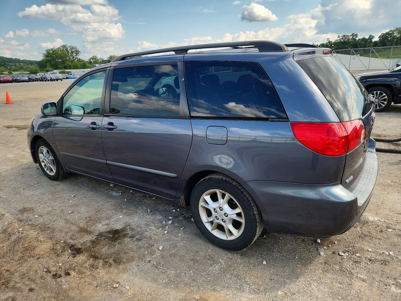 2006 Toyota Sienna Xle 7 Passenger Gray vin: 5TDZA22CX6S529405