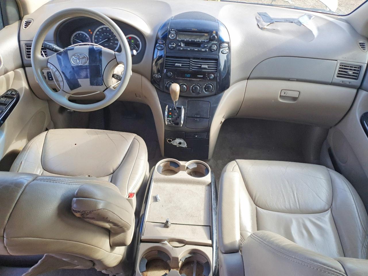 2004 Toyota Sienna Le 7 Passenger Beige vin: 5TDZA23C04S045500
