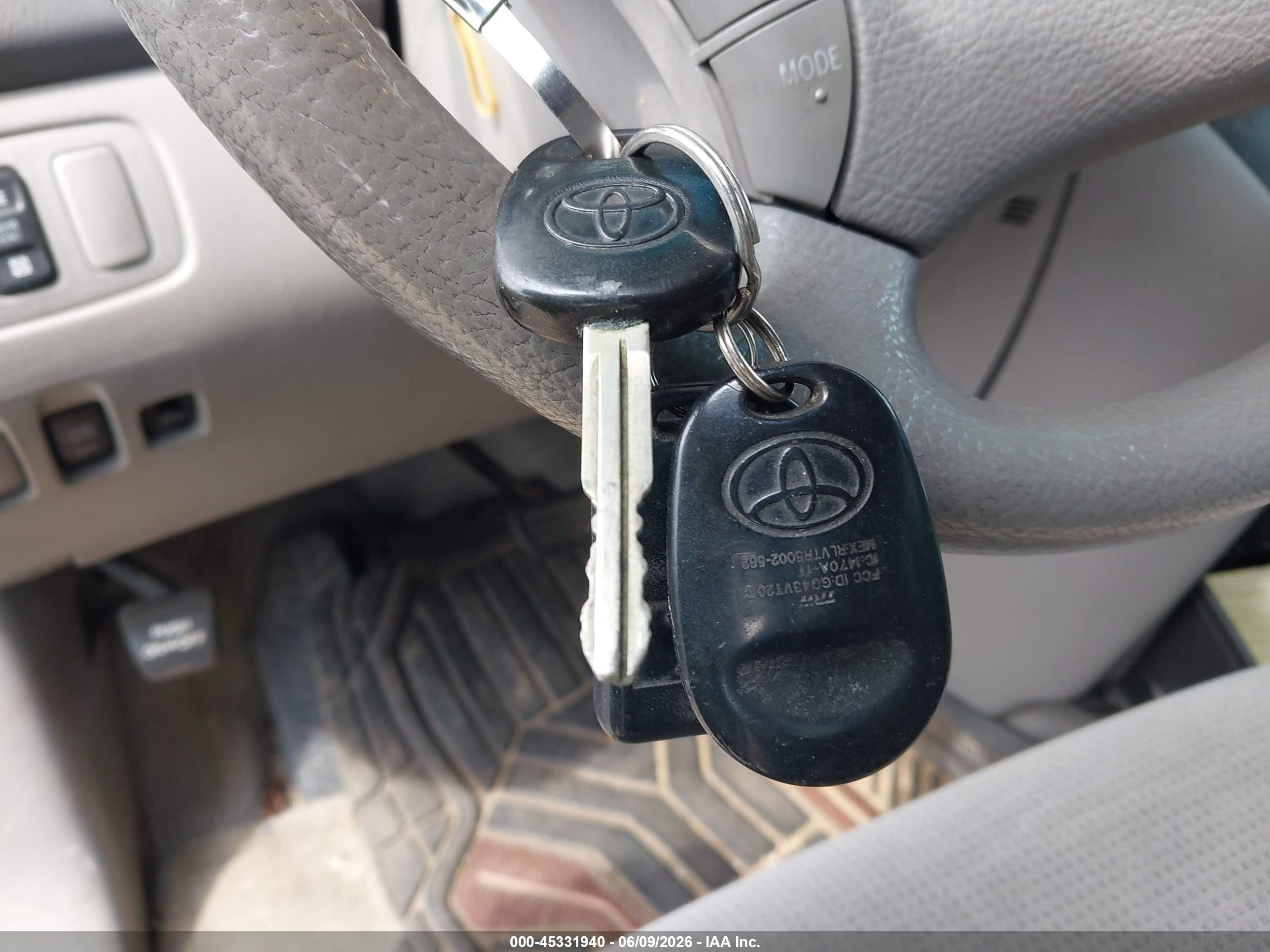 2004 Toyota Sienna Ce/le Blue vin: 5TDZA23C04S046923