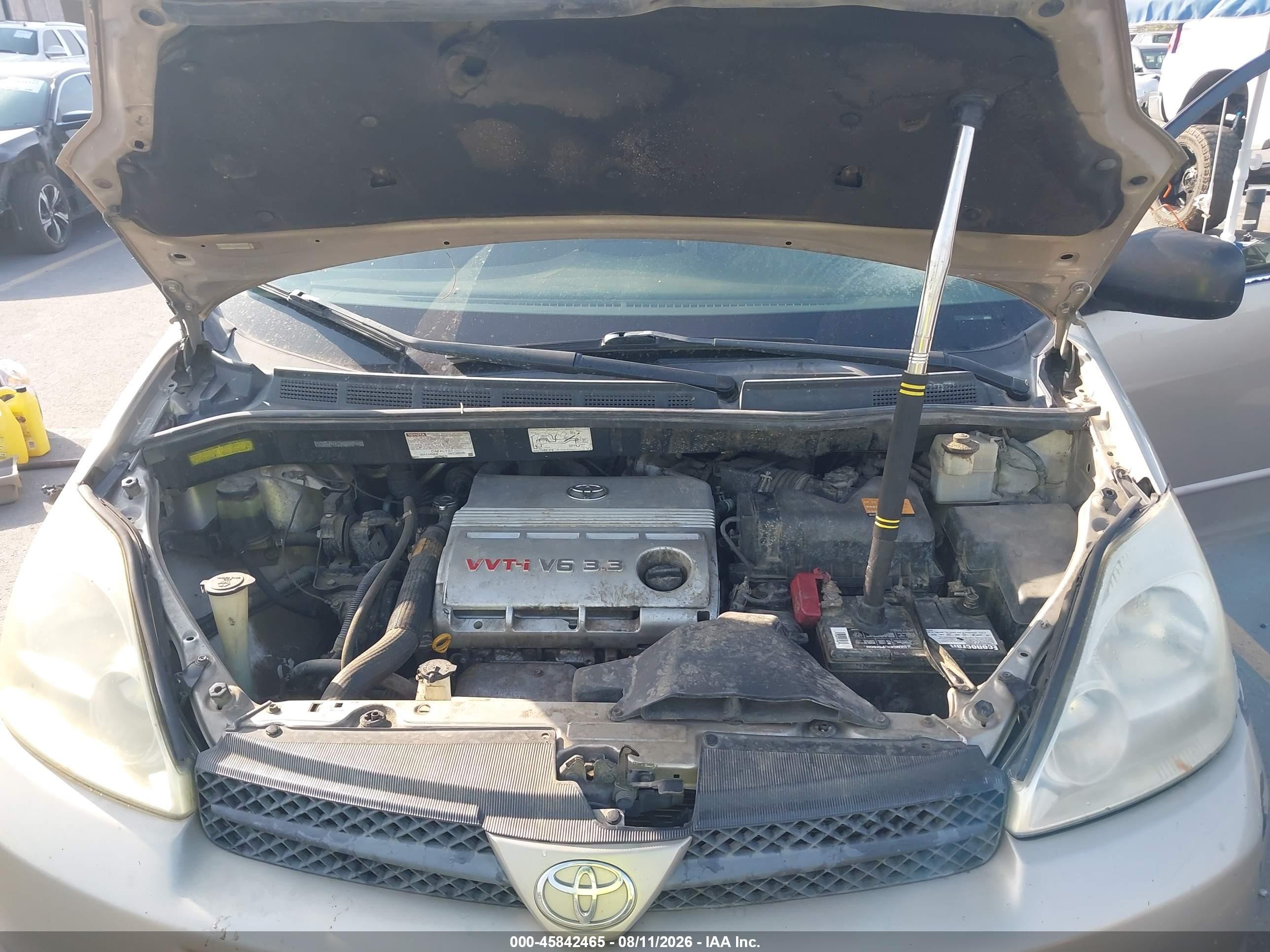 2004 Toyota Sienna Le Brown vin: 5TDZA23C04S061308