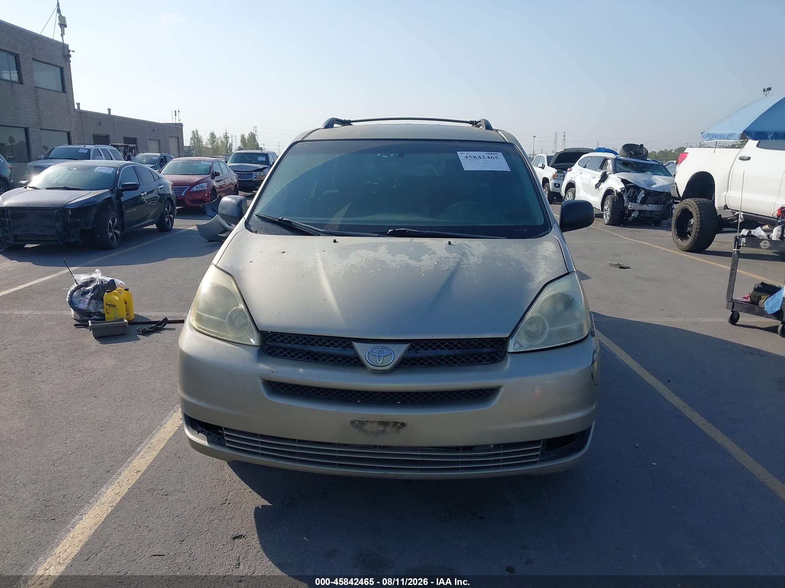 2004 Toyota Sienna Le Brown vin: 5TDZA23C04S061308