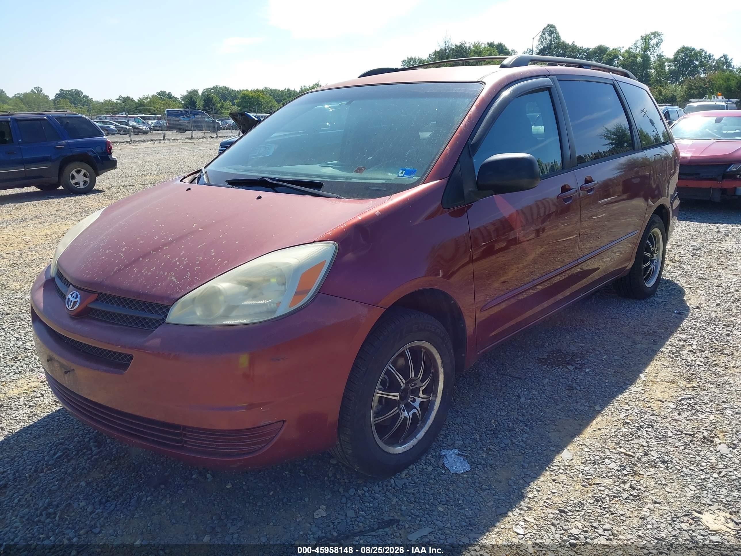2004 Toyota Sienna Le Maroon vin: 5TDZA23C04S087231