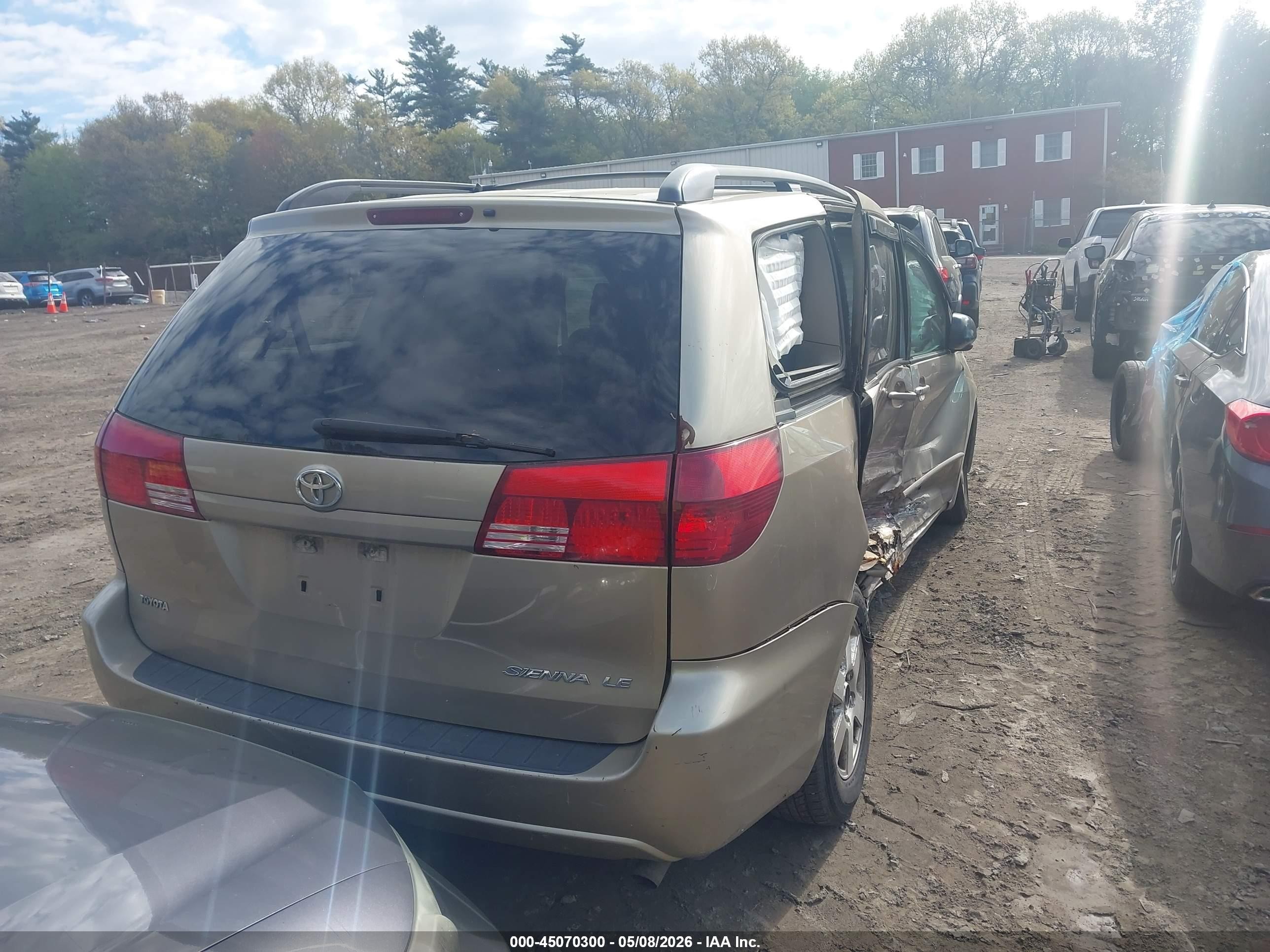 2004 Toyota Sienna Le Бежевый vin: 5TDZA23C04S125301
