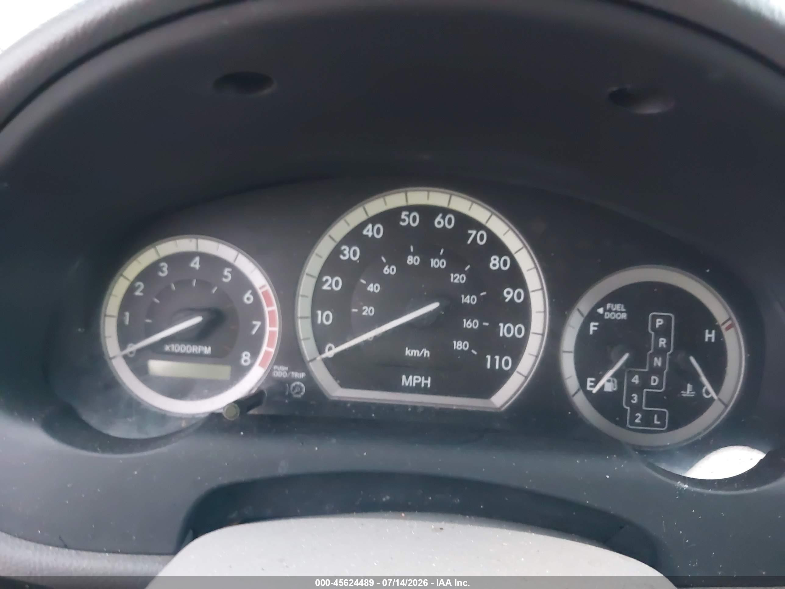 2004 Toyota Sienna Le Желто-коричневый vin: 5TDZA23C04S156547