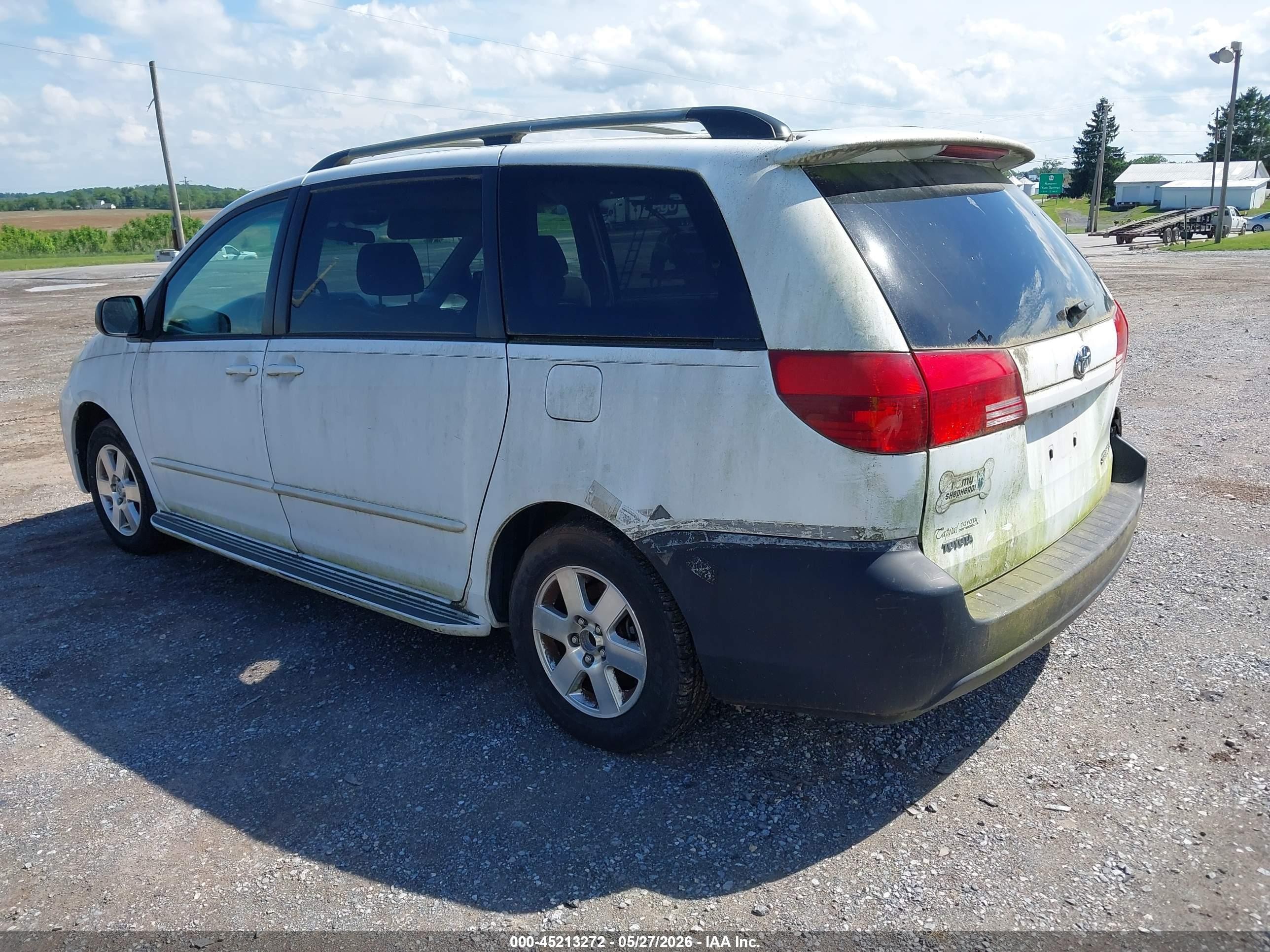 2004 Toyota Sienna Le Белый vin: 5TDZA23C04S160811