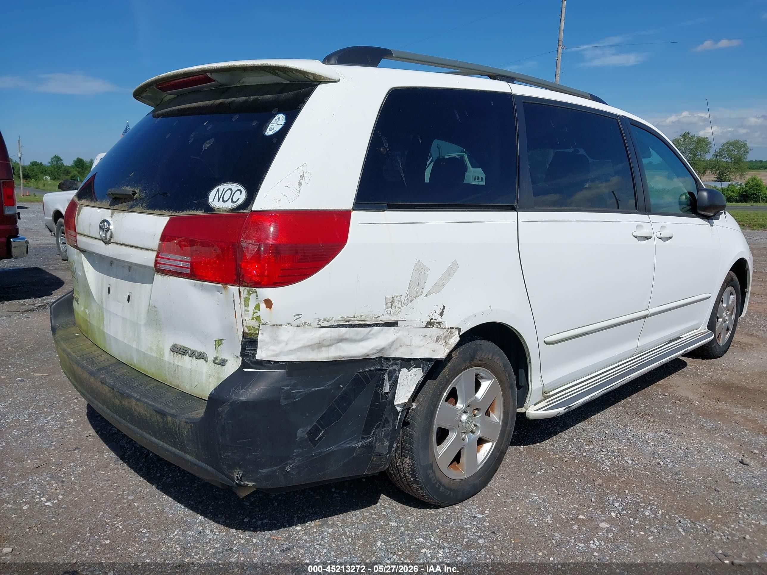 2004 Toyota Sienna Le Белый vin: 5TDZA23C04S160811