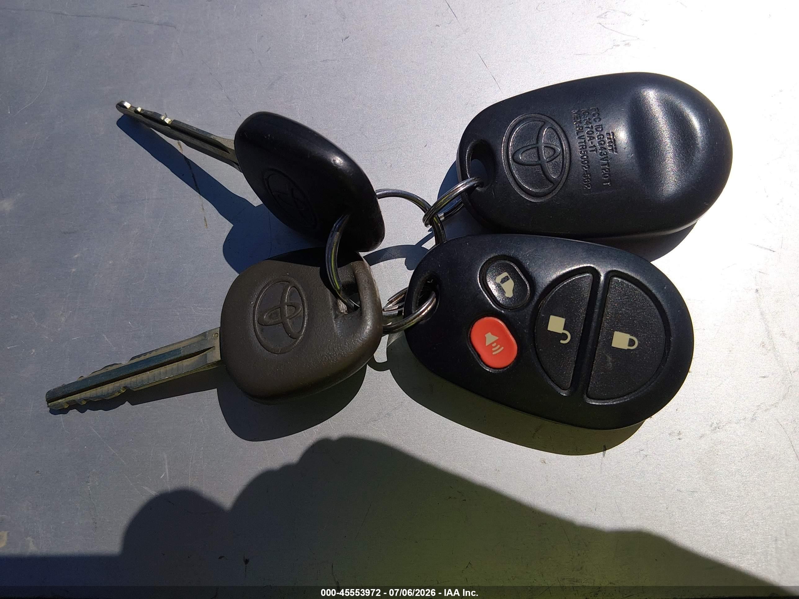 2005 Toyota Sienna Le Синий vin: 5TDZA23C05S222998