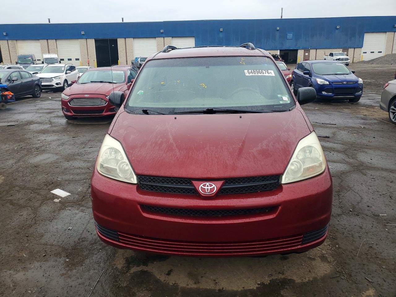 2005 Toyota Sienna Le 8 Passenger Красный vin: 5TDZA23C05S228543