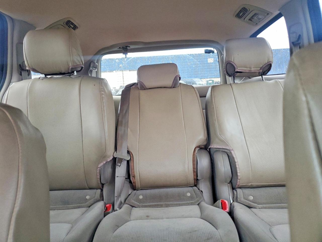 2005 Toyota Sienna Le 8 Passenger Красный vin: 5TDZA23C05S228543