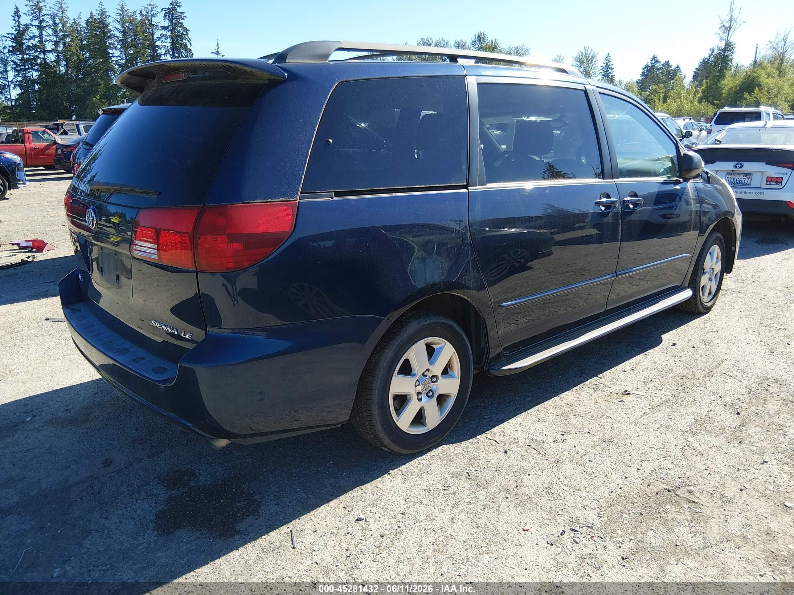 2005 Toyota Sienna Le Blue vin: 5TDZA23C05S241745