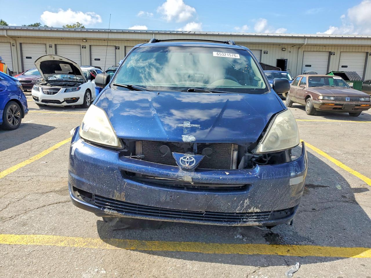 2005 Toyota Sienna Le 7 Passenger Blue vin: 5TDZA23C05S292551