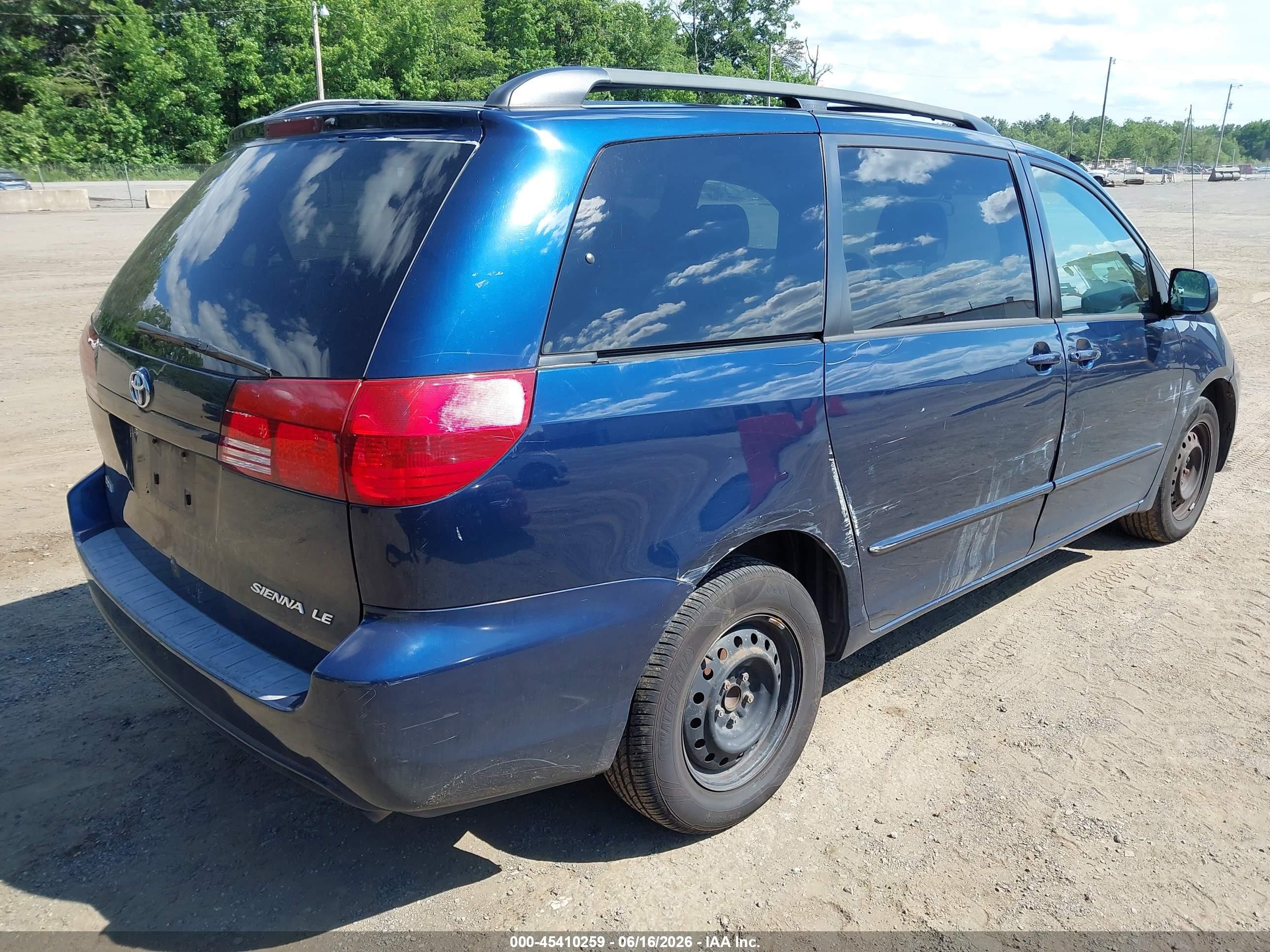 2005 Toyota Sienna Le Blue vin: 5TDZA23C05S296762