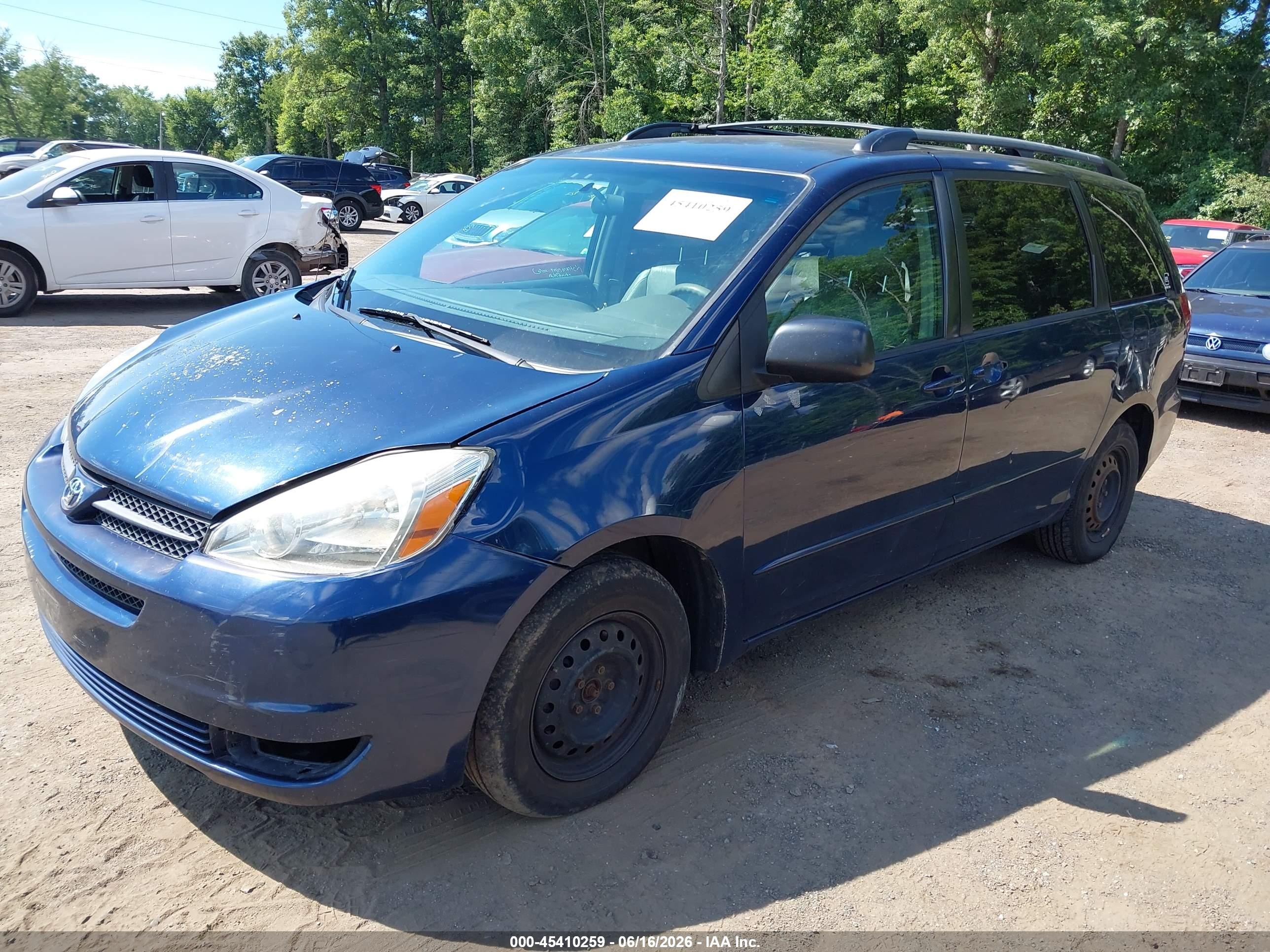 2005 Toyota Sienna Le Blue vin: 5TDZA23C05S296762