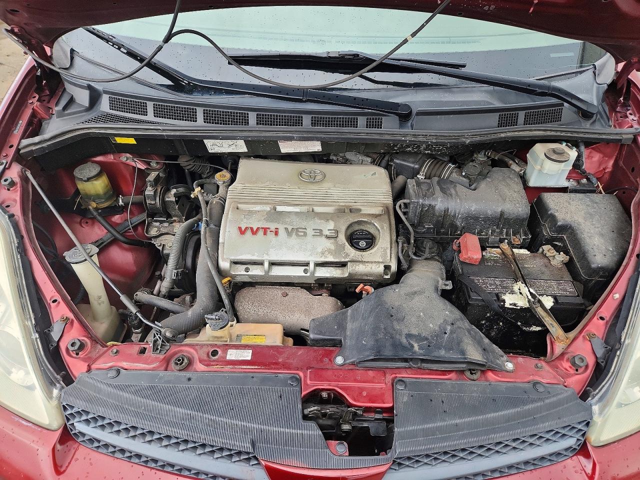 2005 Toyota Sienna Le 8 Passenger Maroon vin: 5TDZA23C05S304830