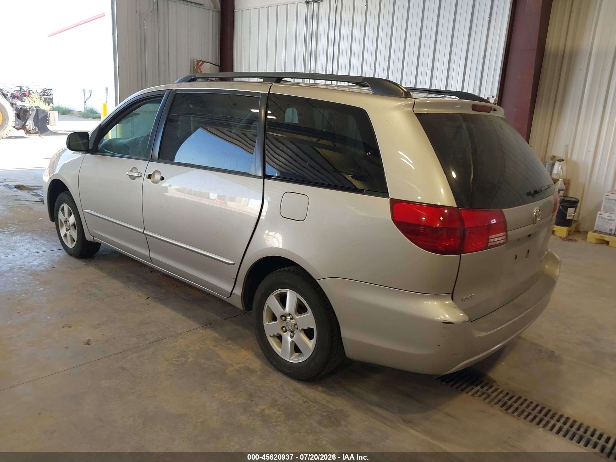 2005 Toyota Sienna Le Желто-коричневый vin: 5TDZA23C05S329940