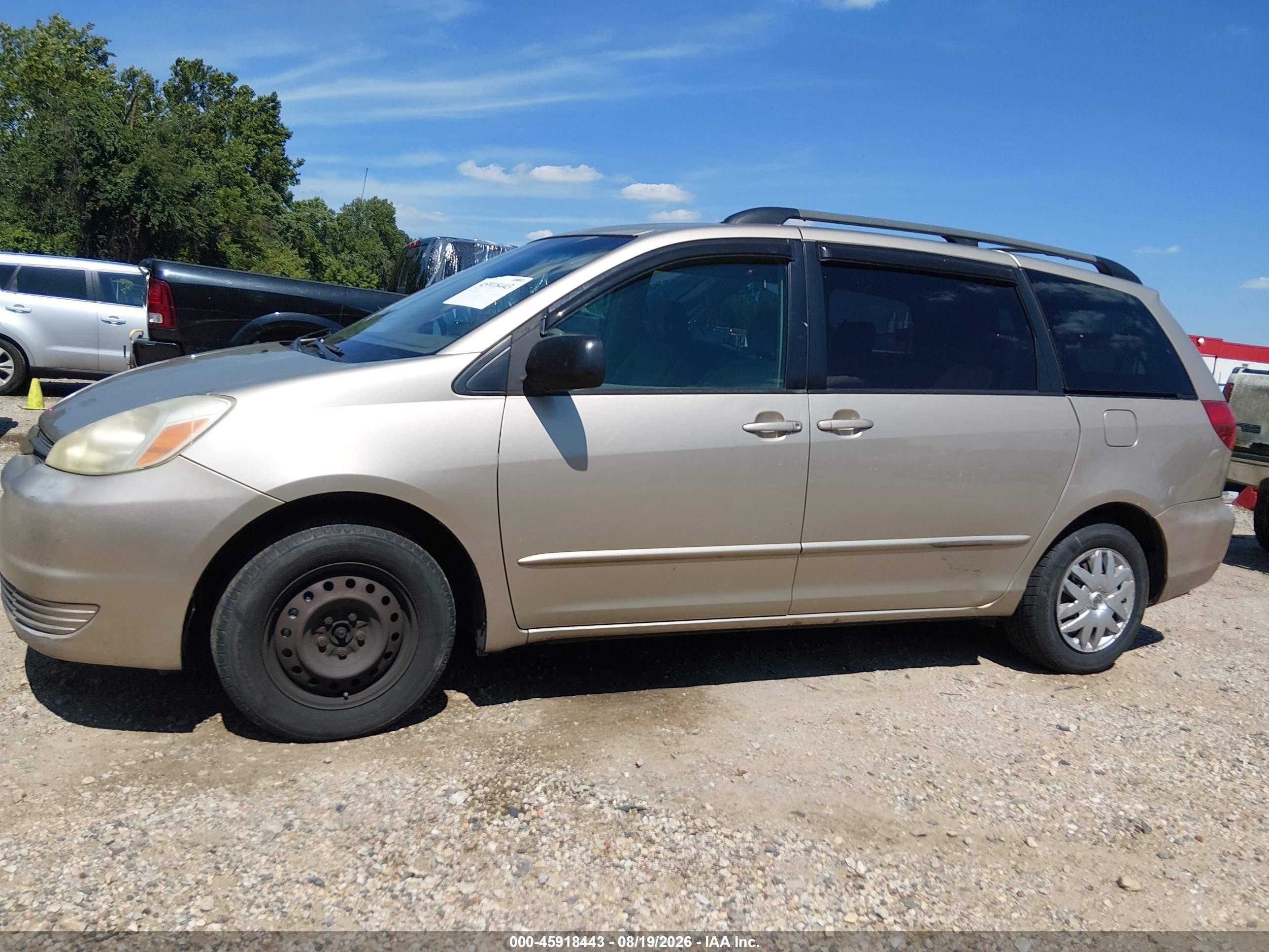 2005 Toyota Sienna Le Золотой vin: 5TDZA23C05S343868