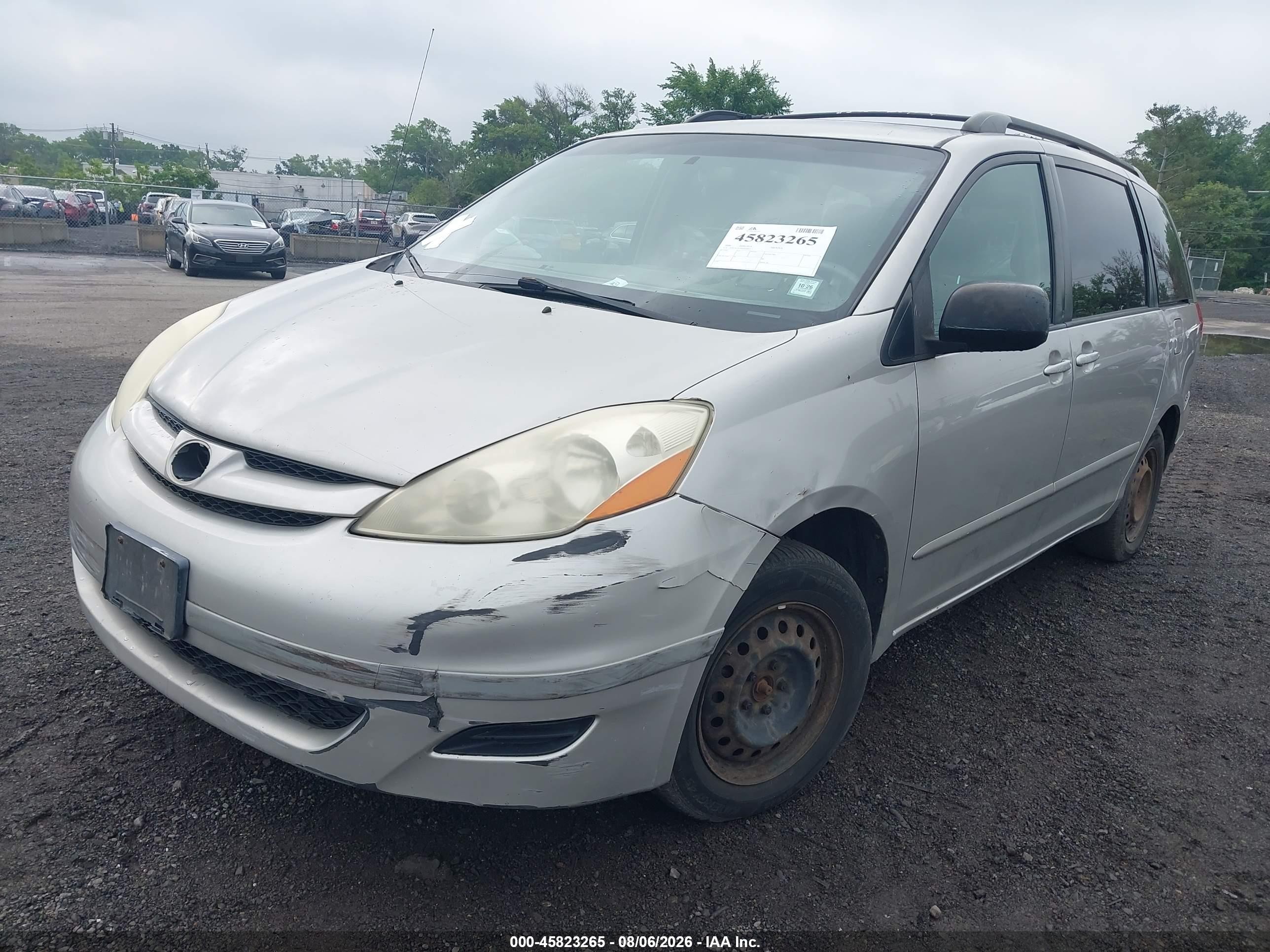 2006 Toyota Sienna Le Кремовый vin: 5TDZA23C06S416853