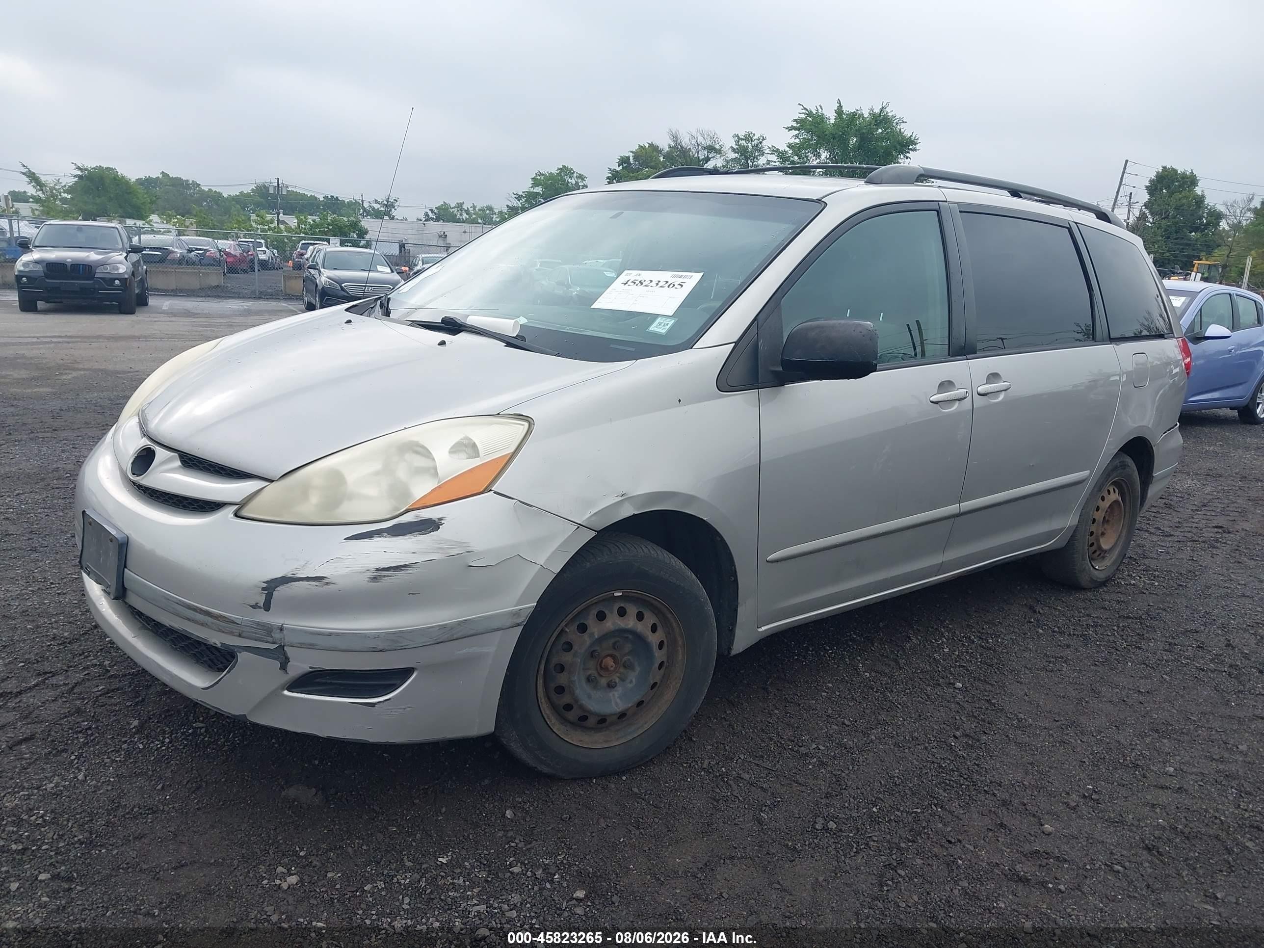 2006 Toyota Sienna Le Кремовый vin: 5TDZA23C06S416853