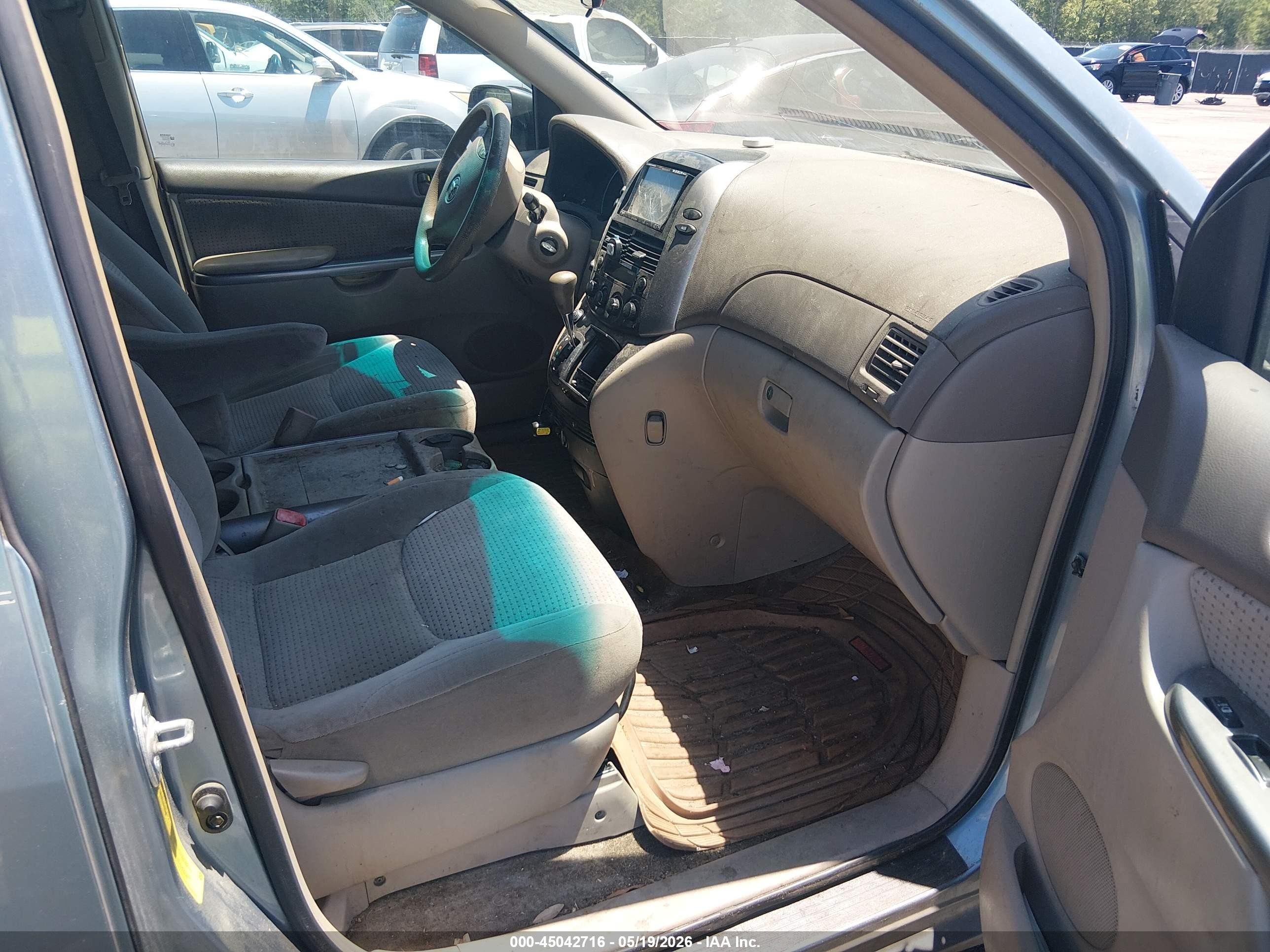 2006 Toyota Sienna Le Синий vin: 5TDZA23C06S445446