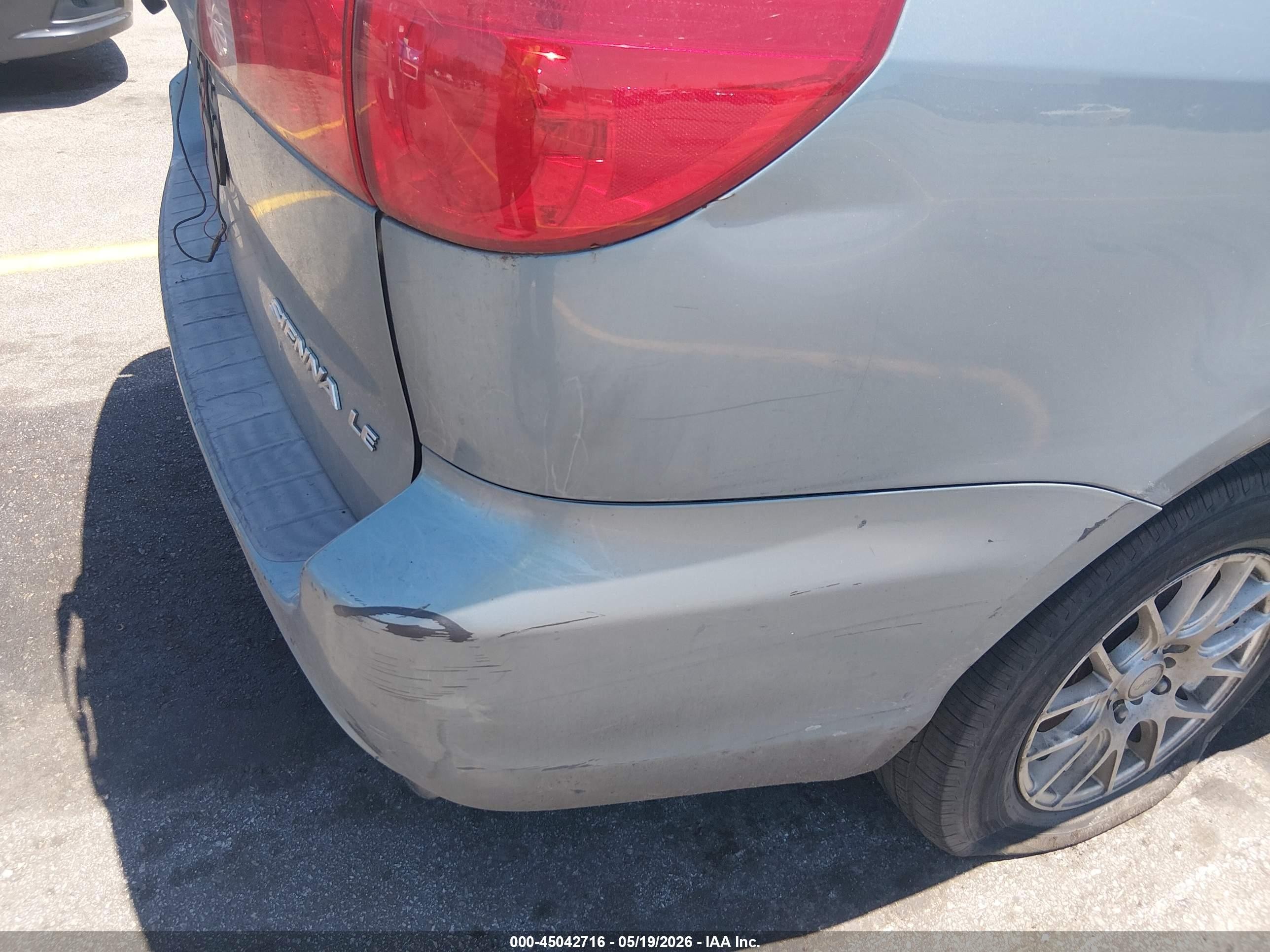 2006 Toyota Sienna Le Синий vin: 5TDZA23C06S445446