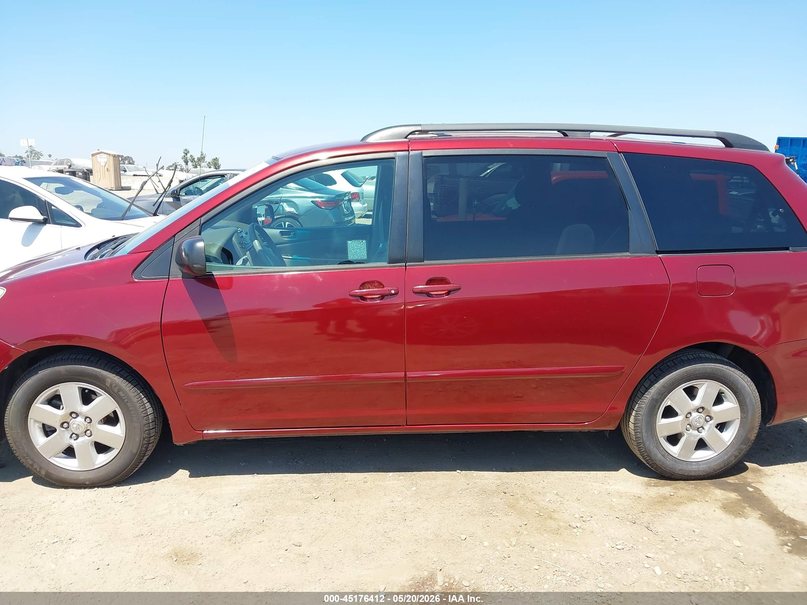 2006 Toyota Sienna Le Red vin: 5TDZA23C06S452686