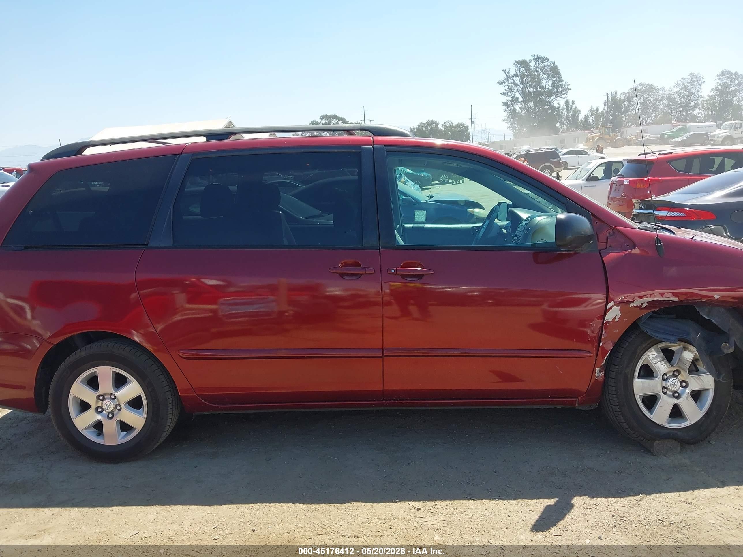 2006 Toyota Sienna Le Red vin: 5TDZA23C06S452686