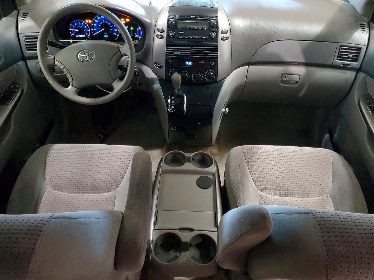 2006 Toyota Sienna Le 7 Passenger Blue vin: 5TDZA23C06S497322