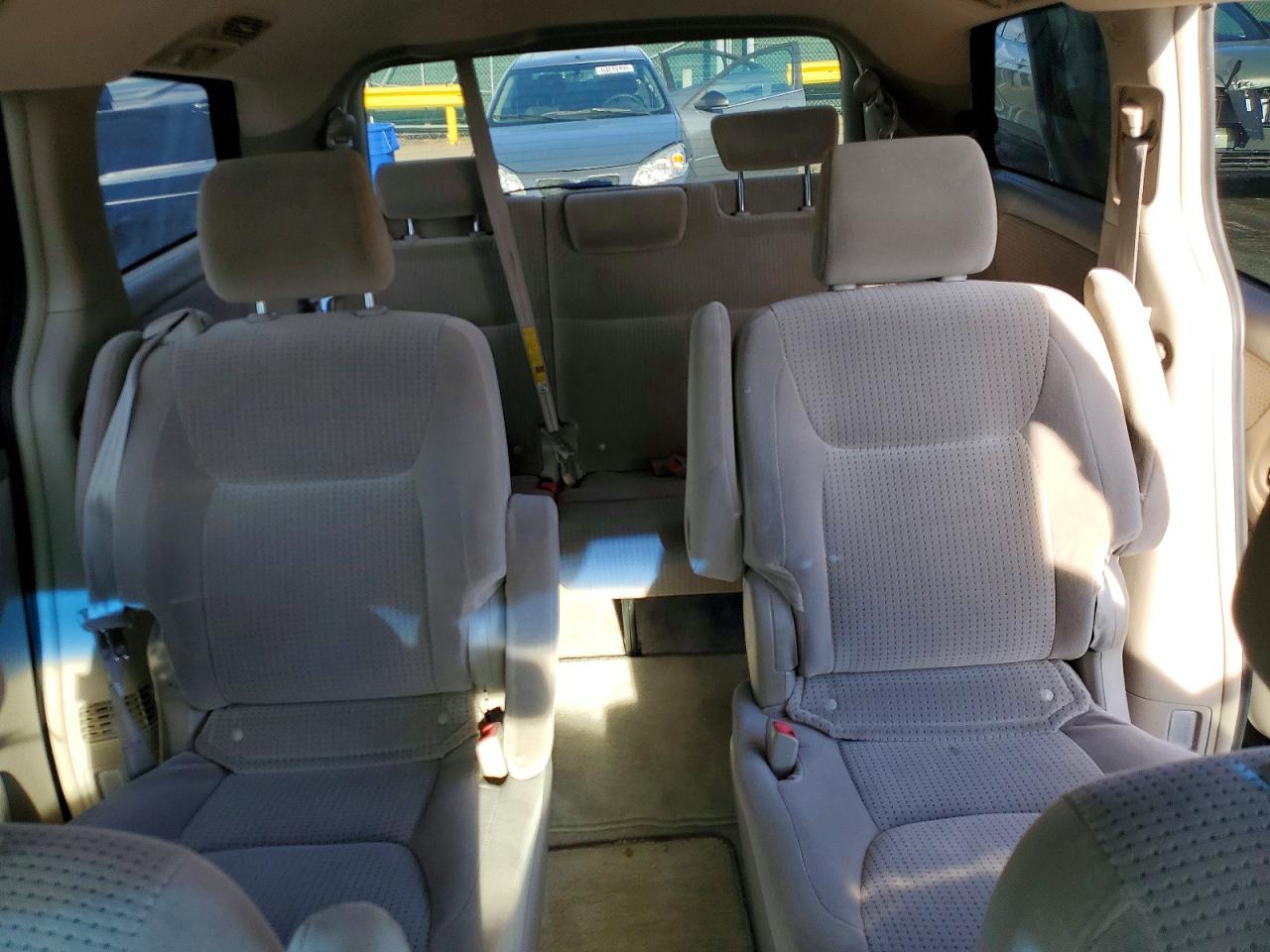 2006 Toyota Sienna Le 7 Passenger Gold vin: 5TDZA23C06S515138