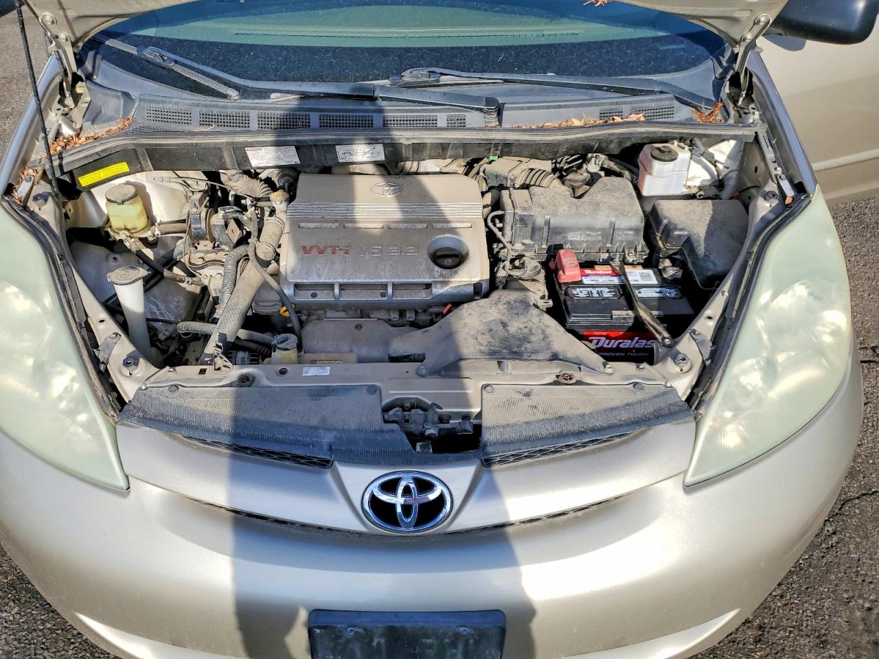 2006 Toyota Sienna Le 7 Passenger Gold vin: 5TDZA23C06S515138