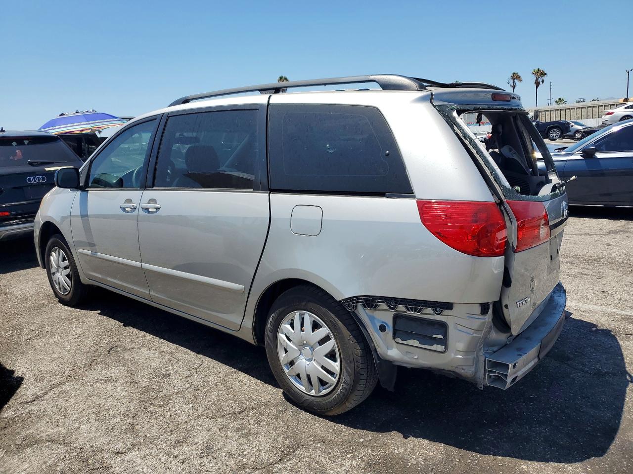 2006 Toyota Sienna Ce 8 Passenger Silver vin: 5TDZA23C06S539486