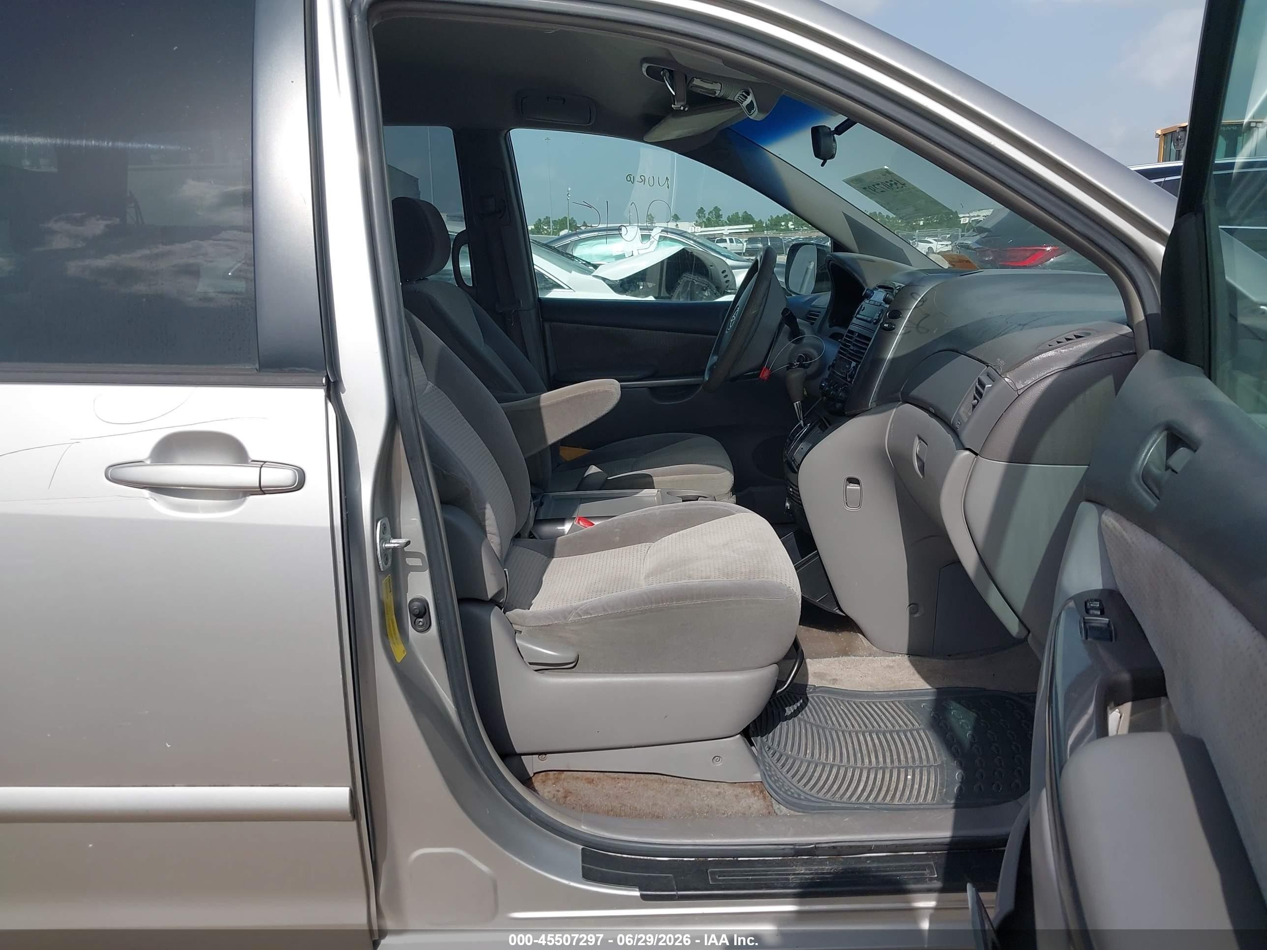 2006 Toyota Sienna Le Beige vin: 5TDZA23C06S554327