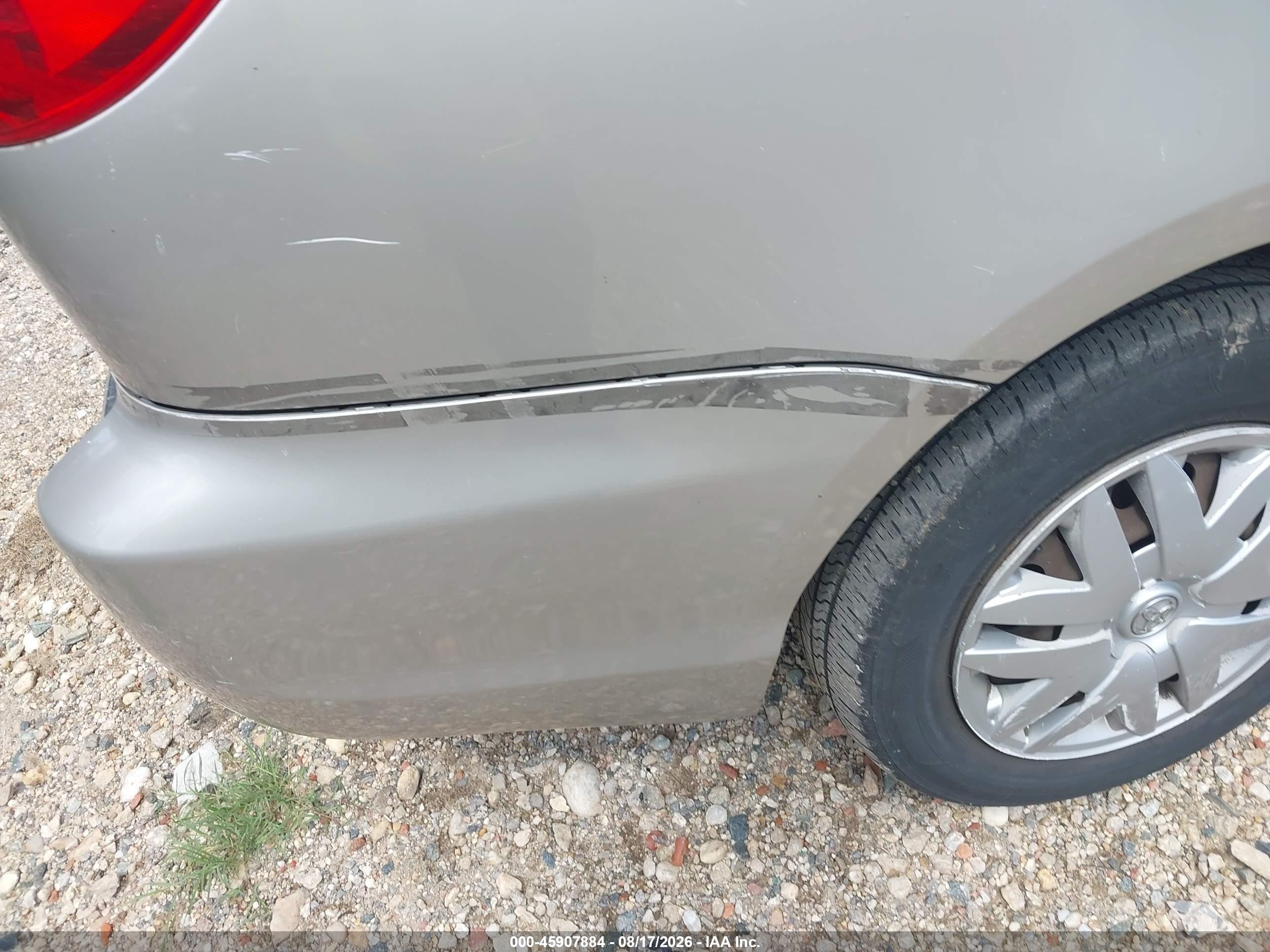 2006 Toyota Sienna Le Silver vin: 5TDZA23C06S563111