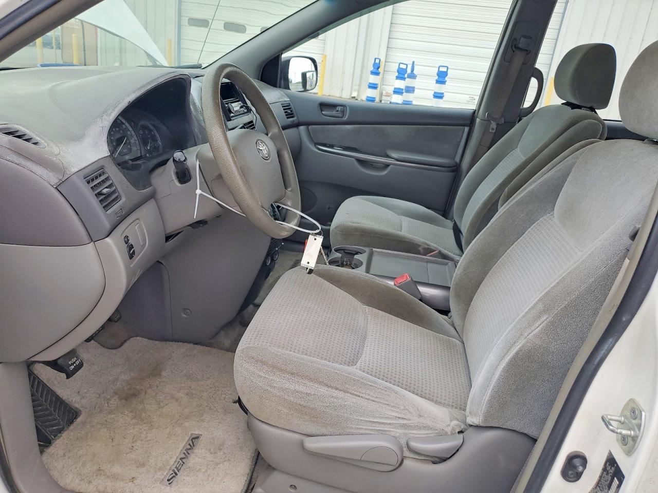 2006 Toyota Sienna Ce 7 Passenger White vin: 5TDZA23C06S570897