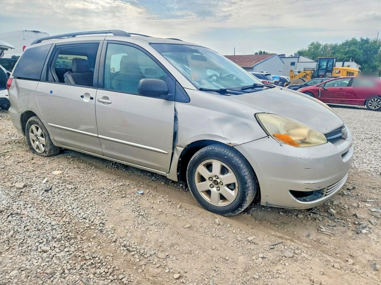 2005 Toyota Sienna Le 7 Passenger Silver vin: 5TDZA23C15S234464
