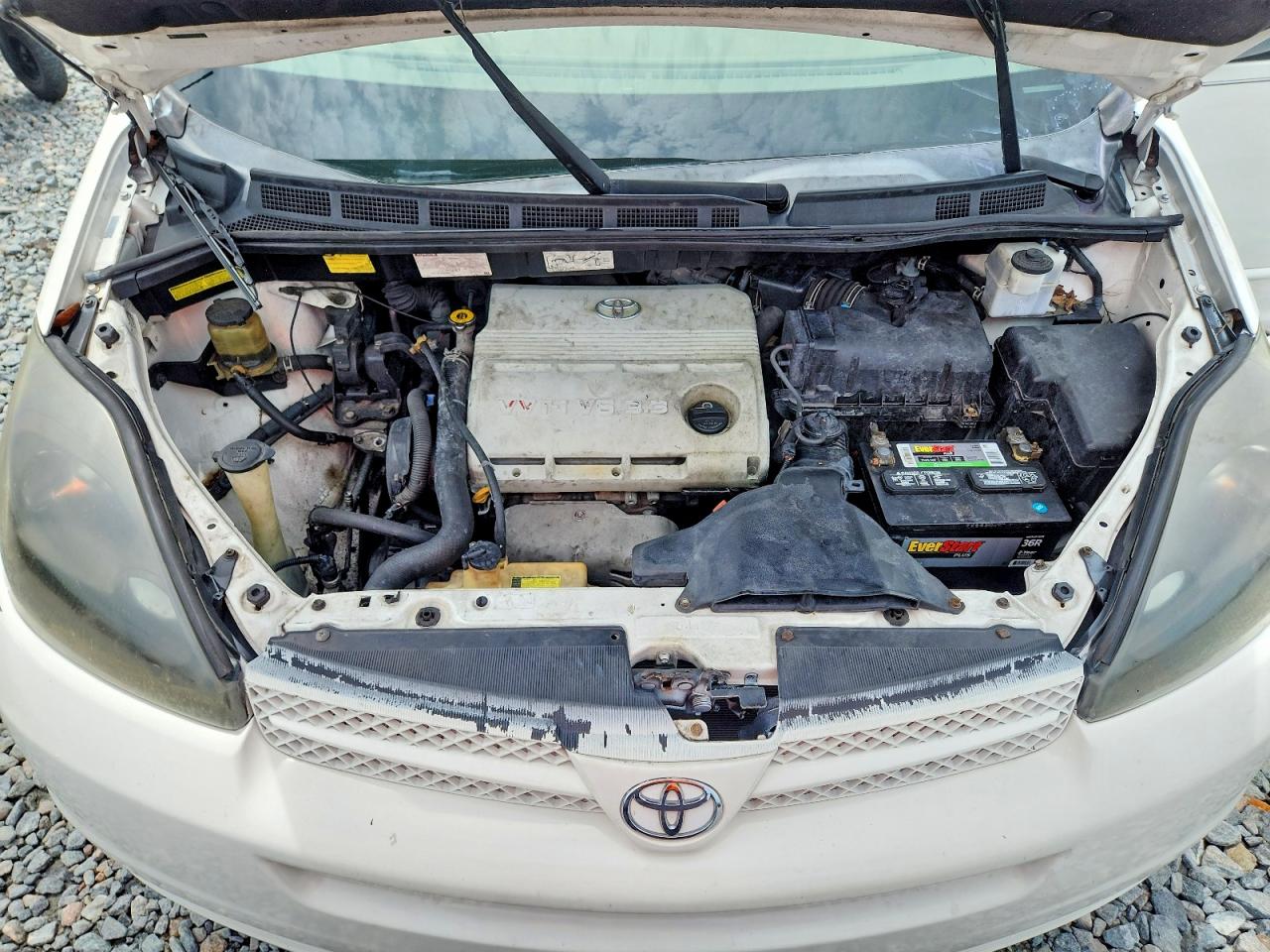 2005 Toyota Sienna Le 7 Passenger Белый vin: 5TDZA23C15S239731