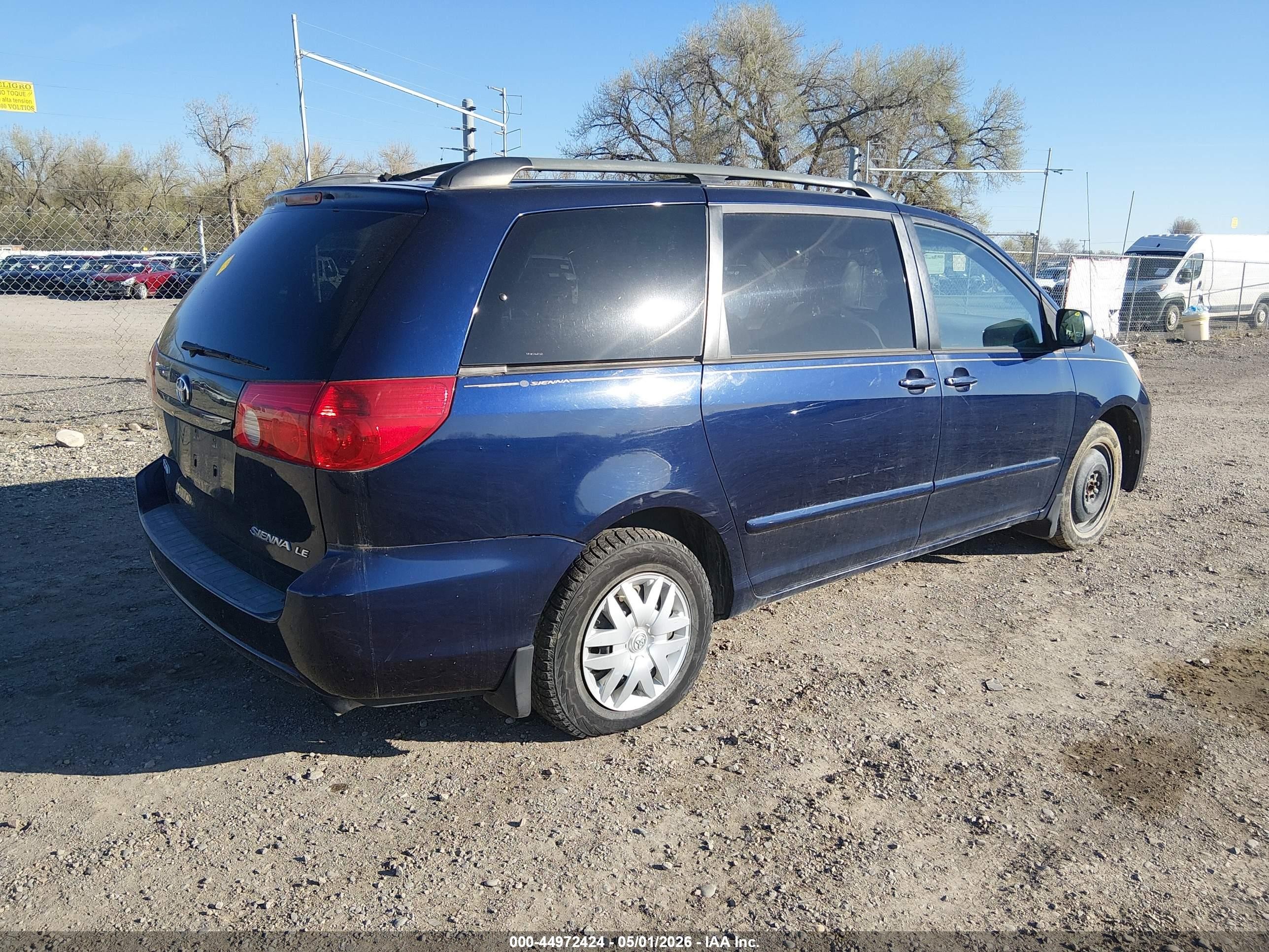 2006 Toyota Sienna Le Dark Blue vin: 5TDZA23C16S391445