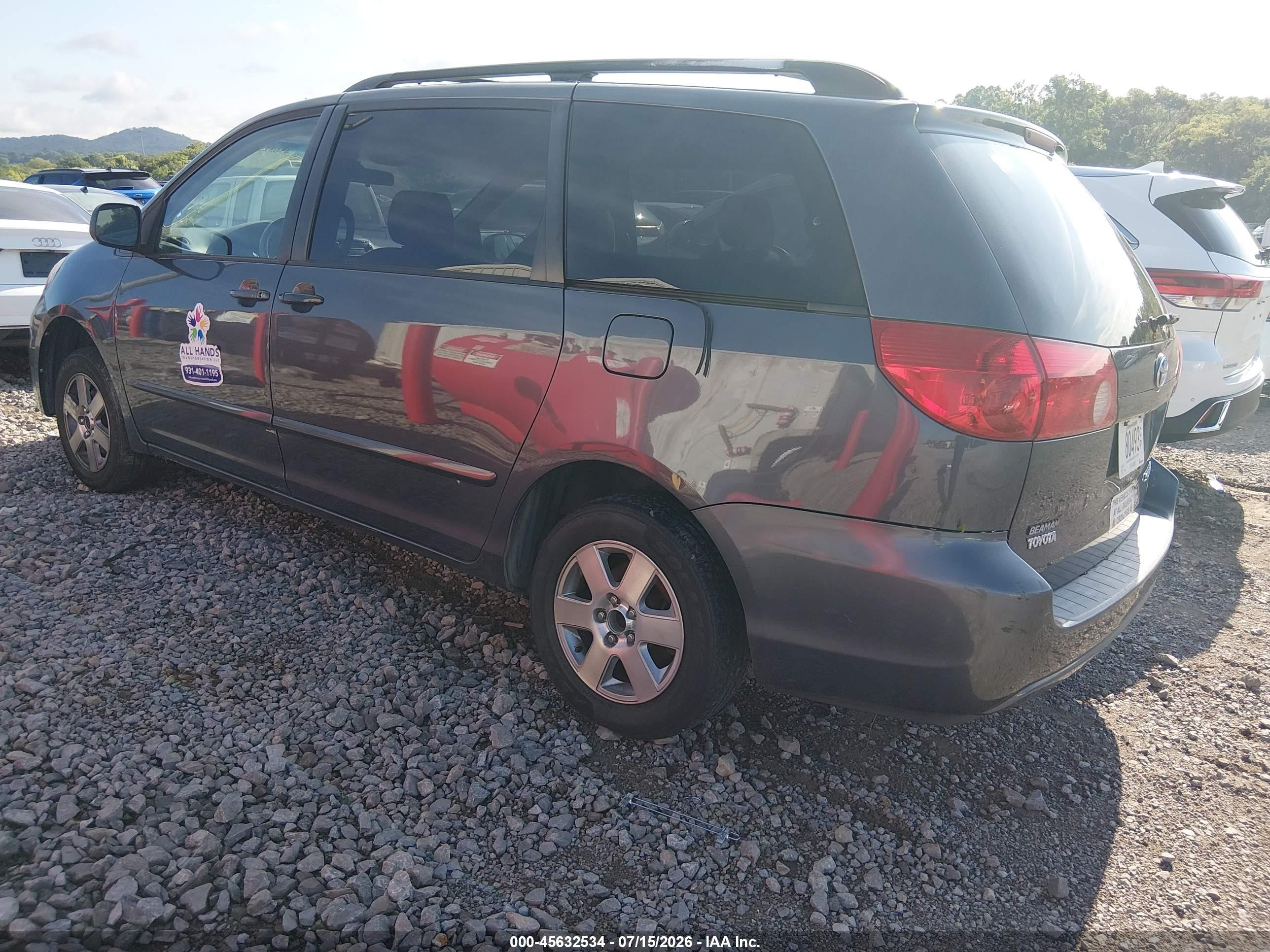 2006 Toyota Sienna Le Blue vin: 5TDZA23C16S392806