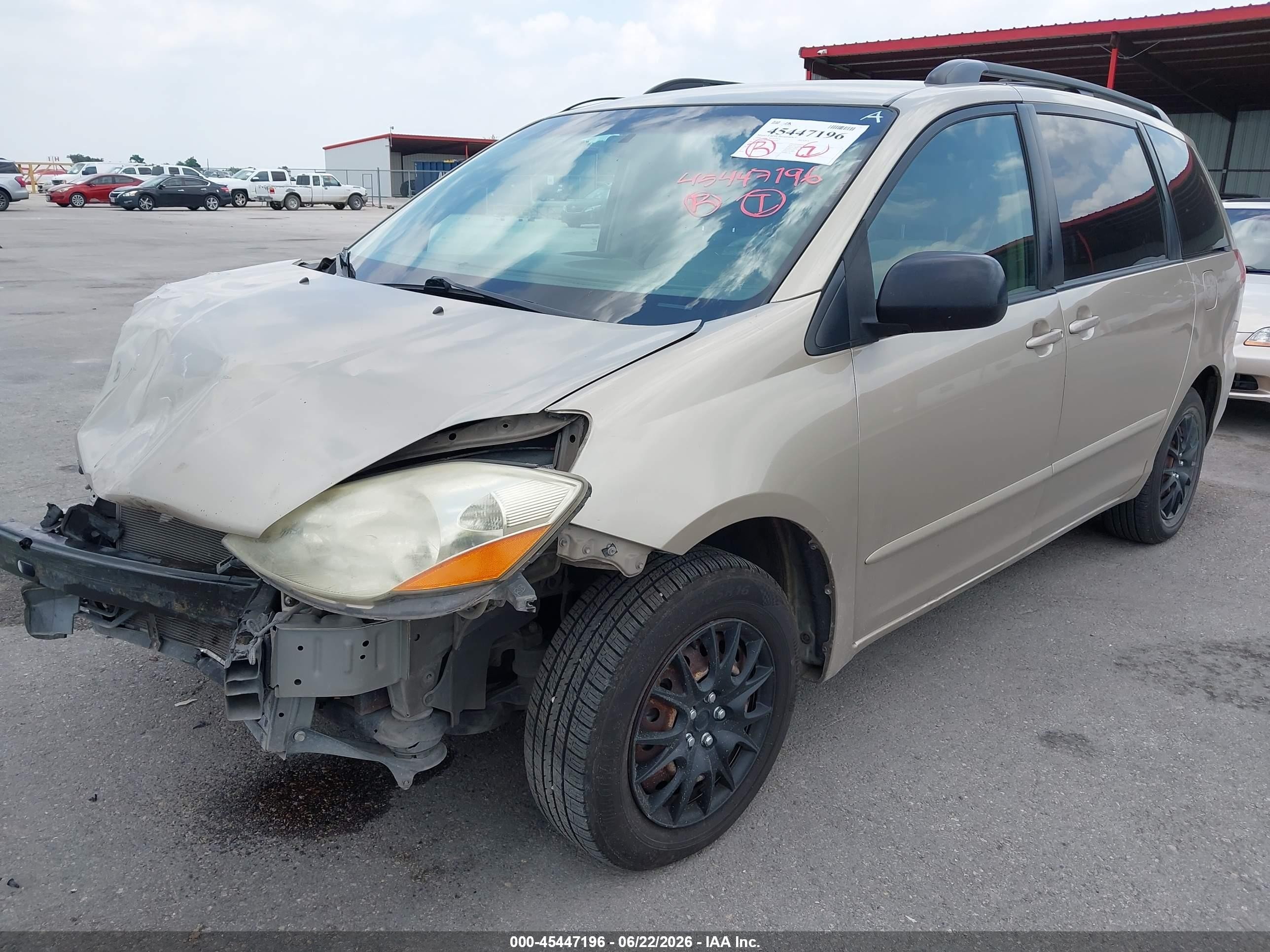 2006 Toyota Sienna Le Золотой vin: 5TDZA23C16S398699