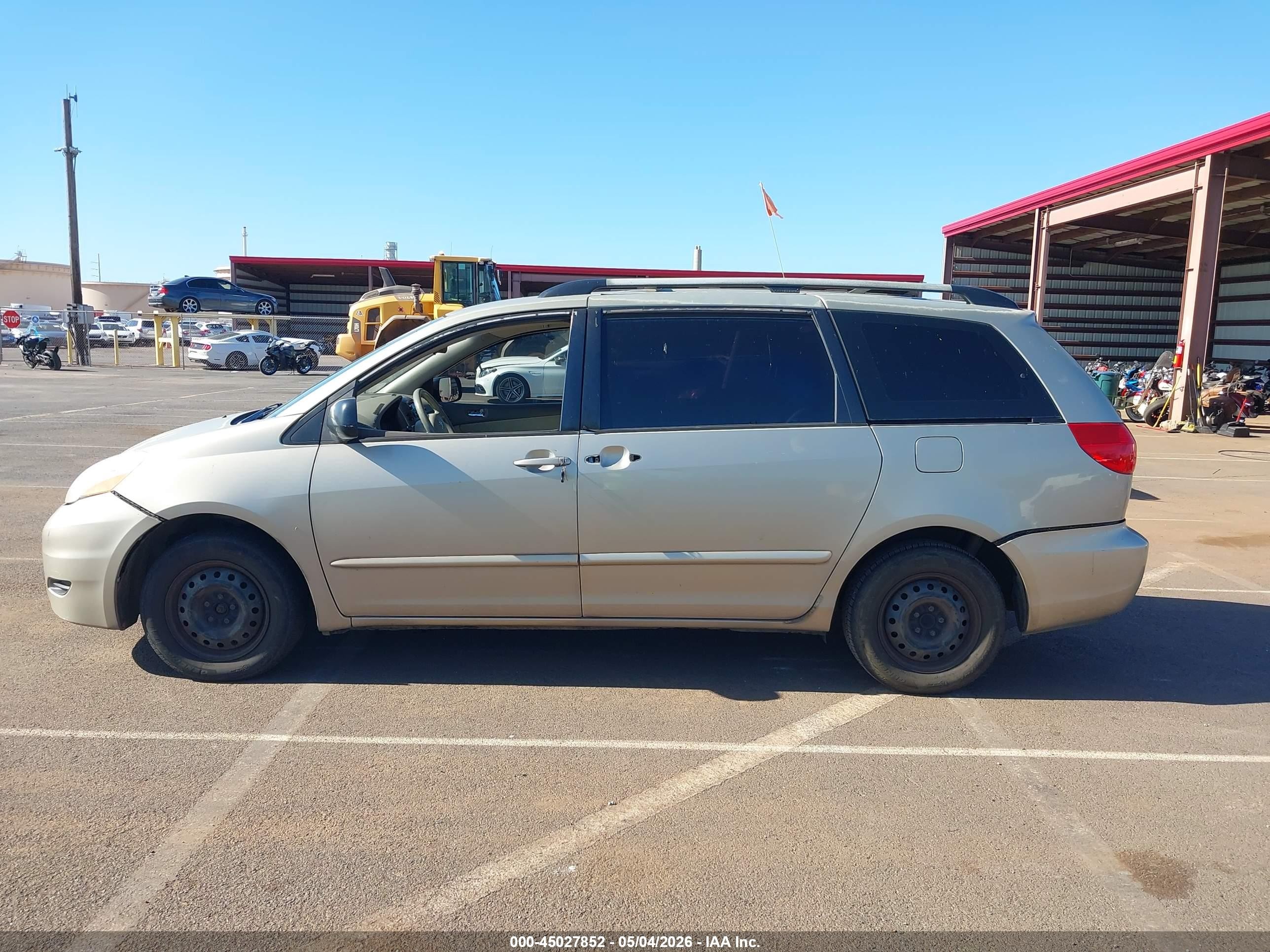 2006 Toyota Sienna Le Серебряный vin: 5TDZA23C16S399092