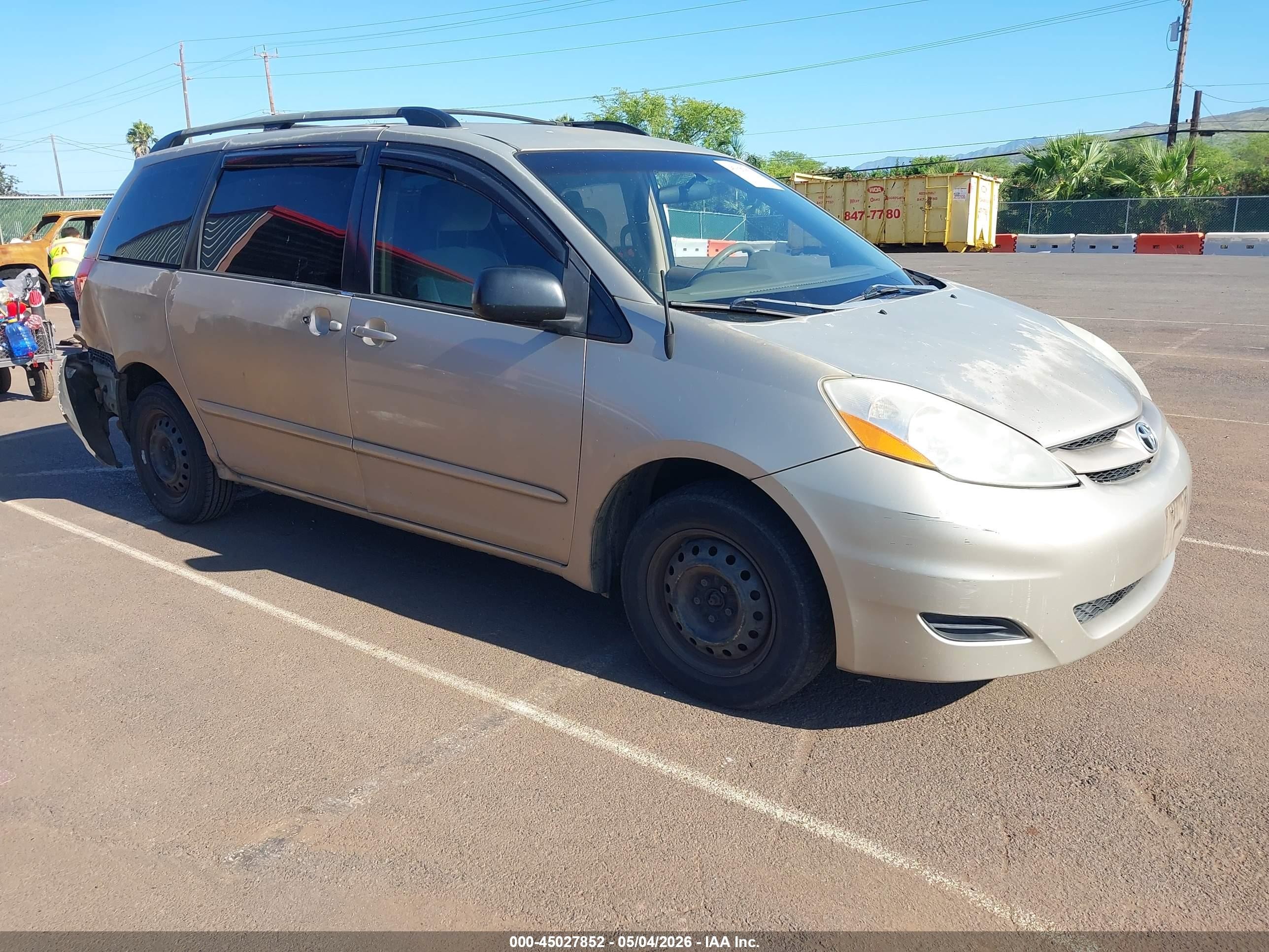 2006 Toyota Sienna Le Серебряный vin: 5TDZA23C16S399092