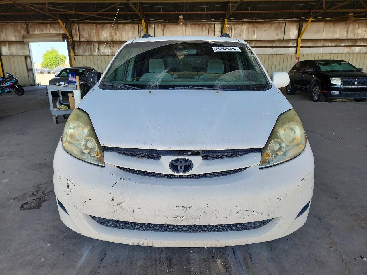 2006 Toyota Sienna Ce 8 Passenger White vin: 5TDZA23C16S454334